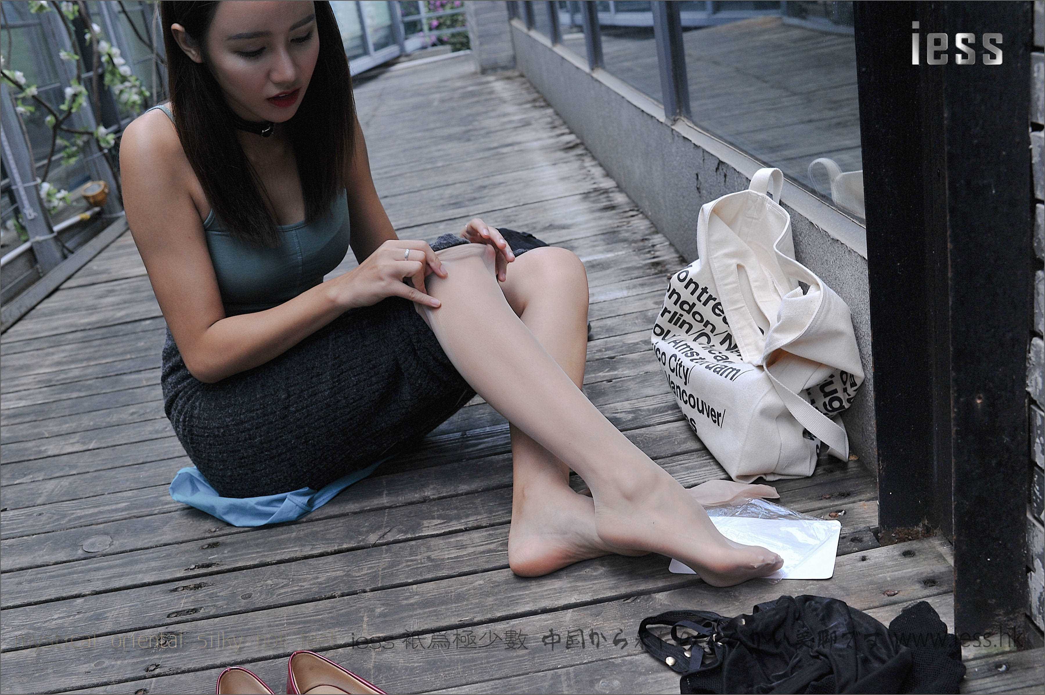 China Beauty Legs and feet 153