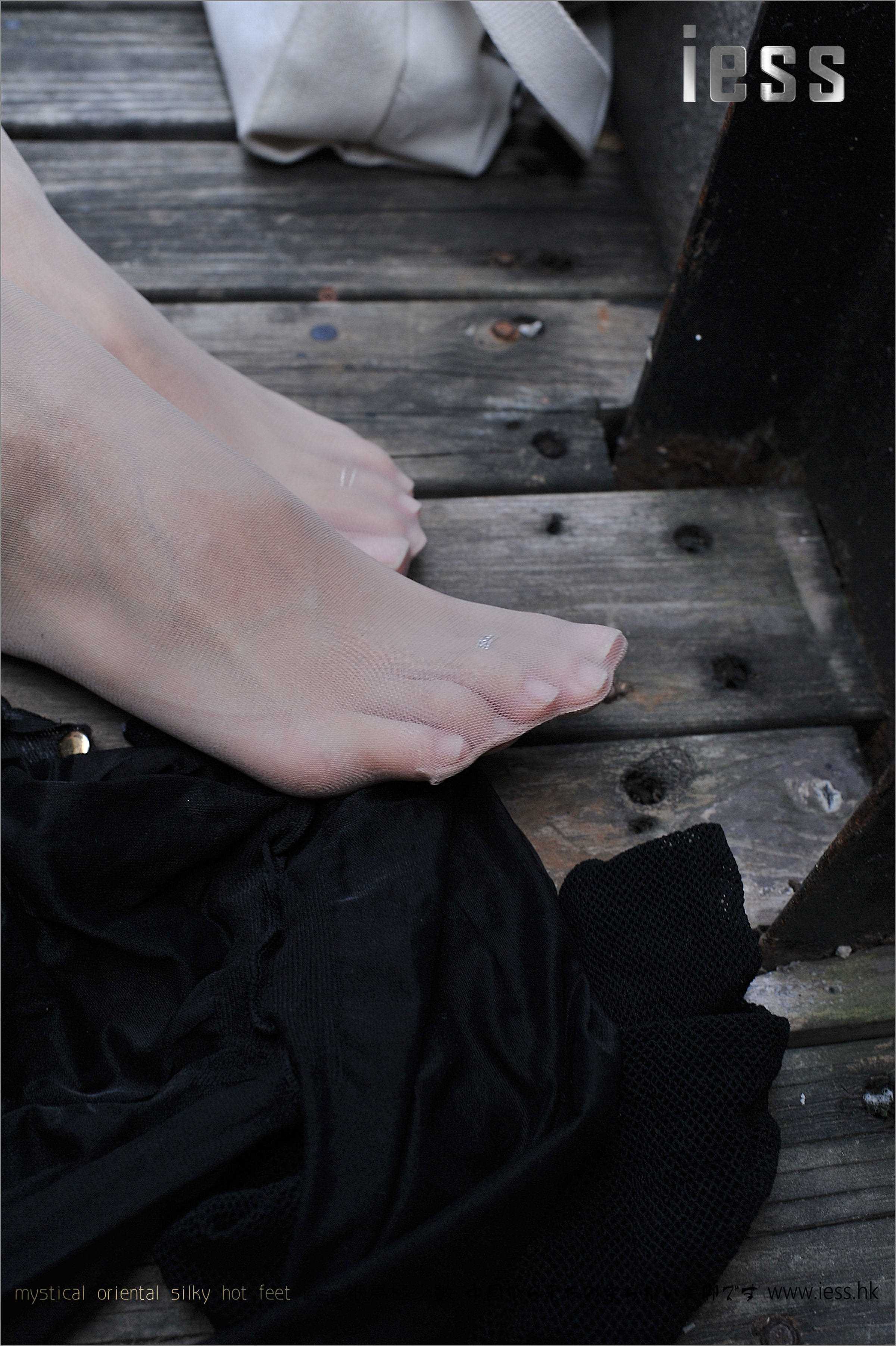 China Beauty Legs and feet 153