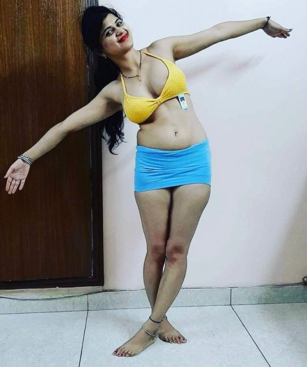 Desi cute bhabhi pics