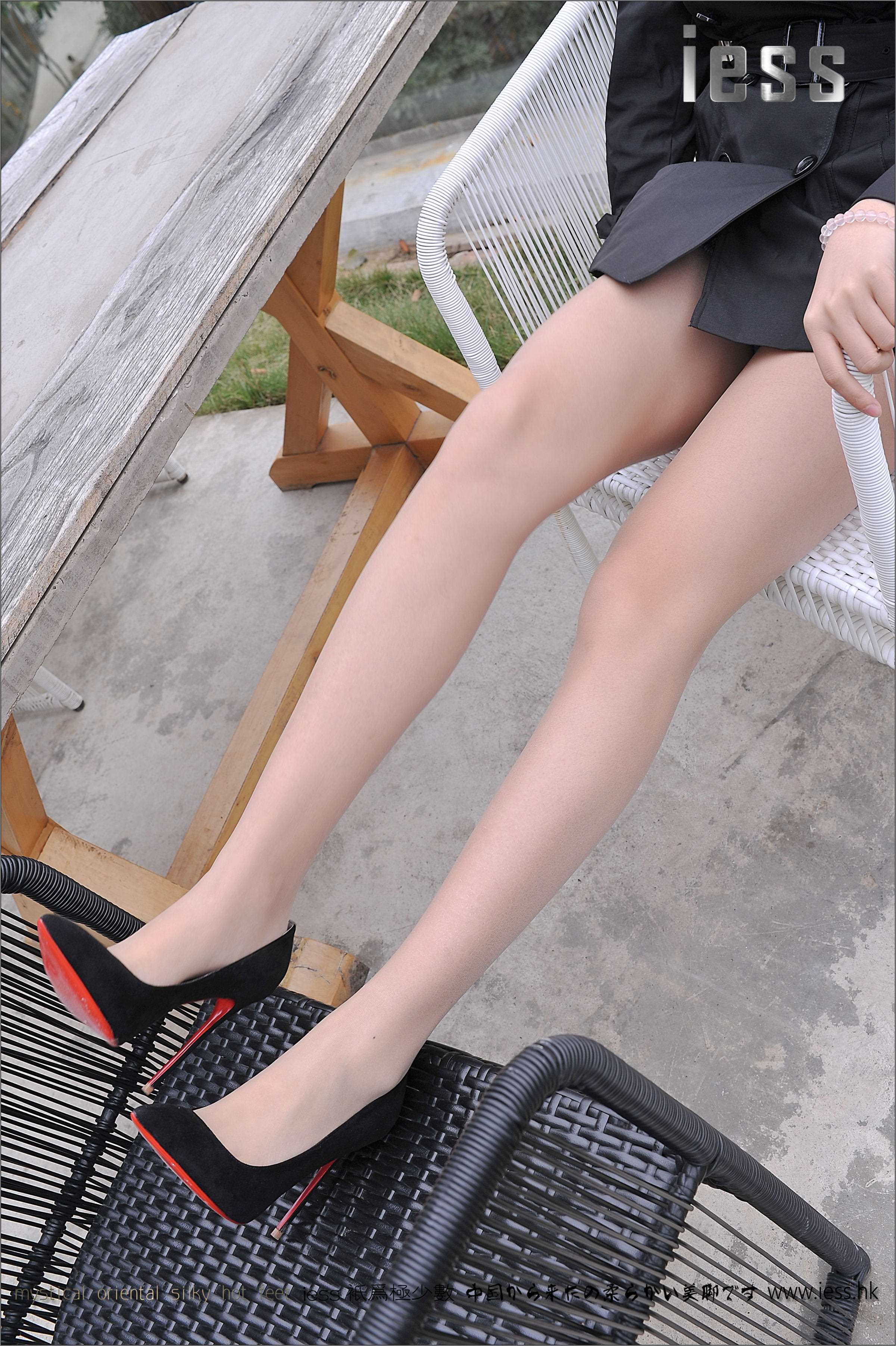 China Beauty Legs and feet 156