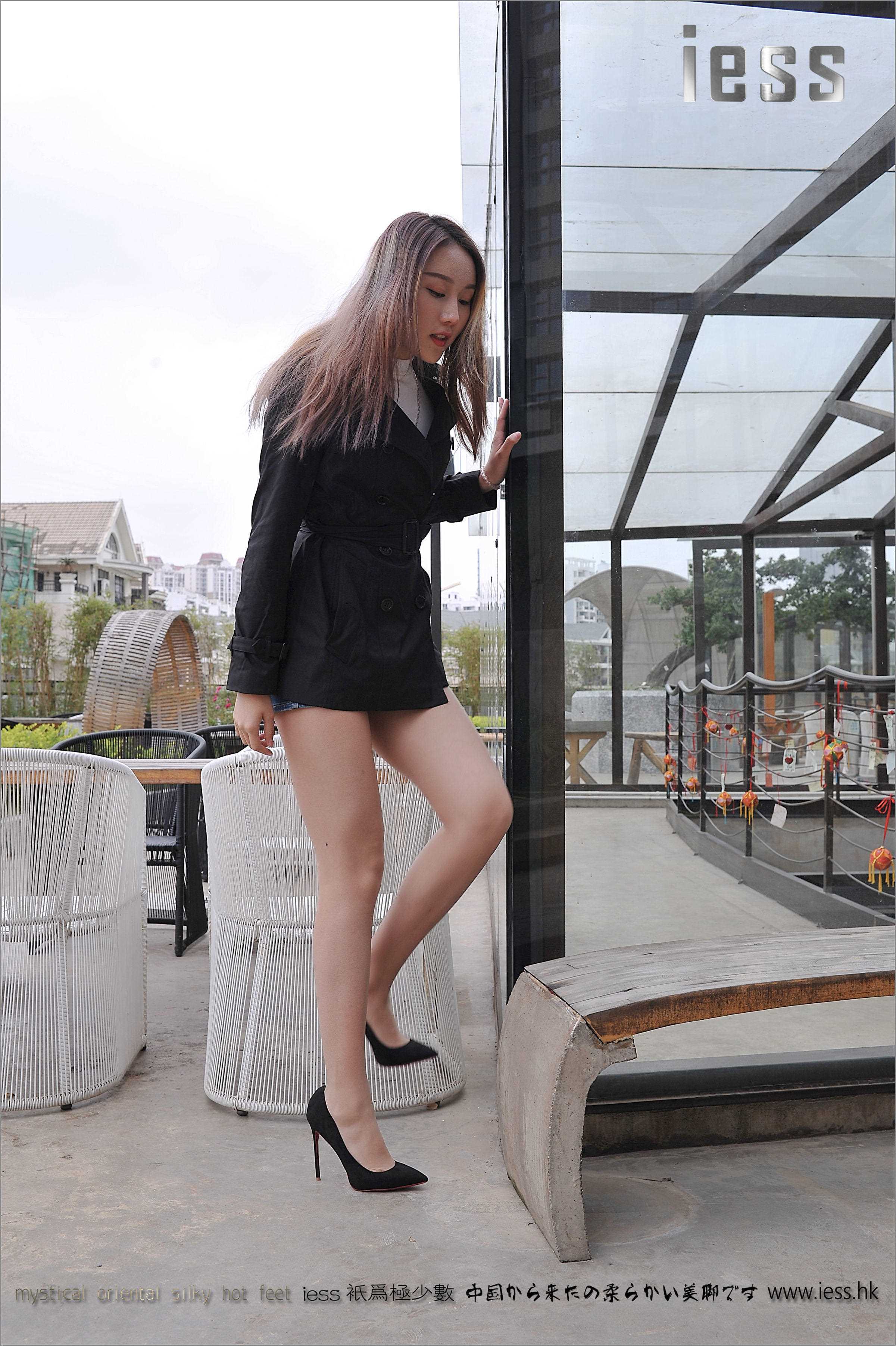 China Beauty Legs and feet 156