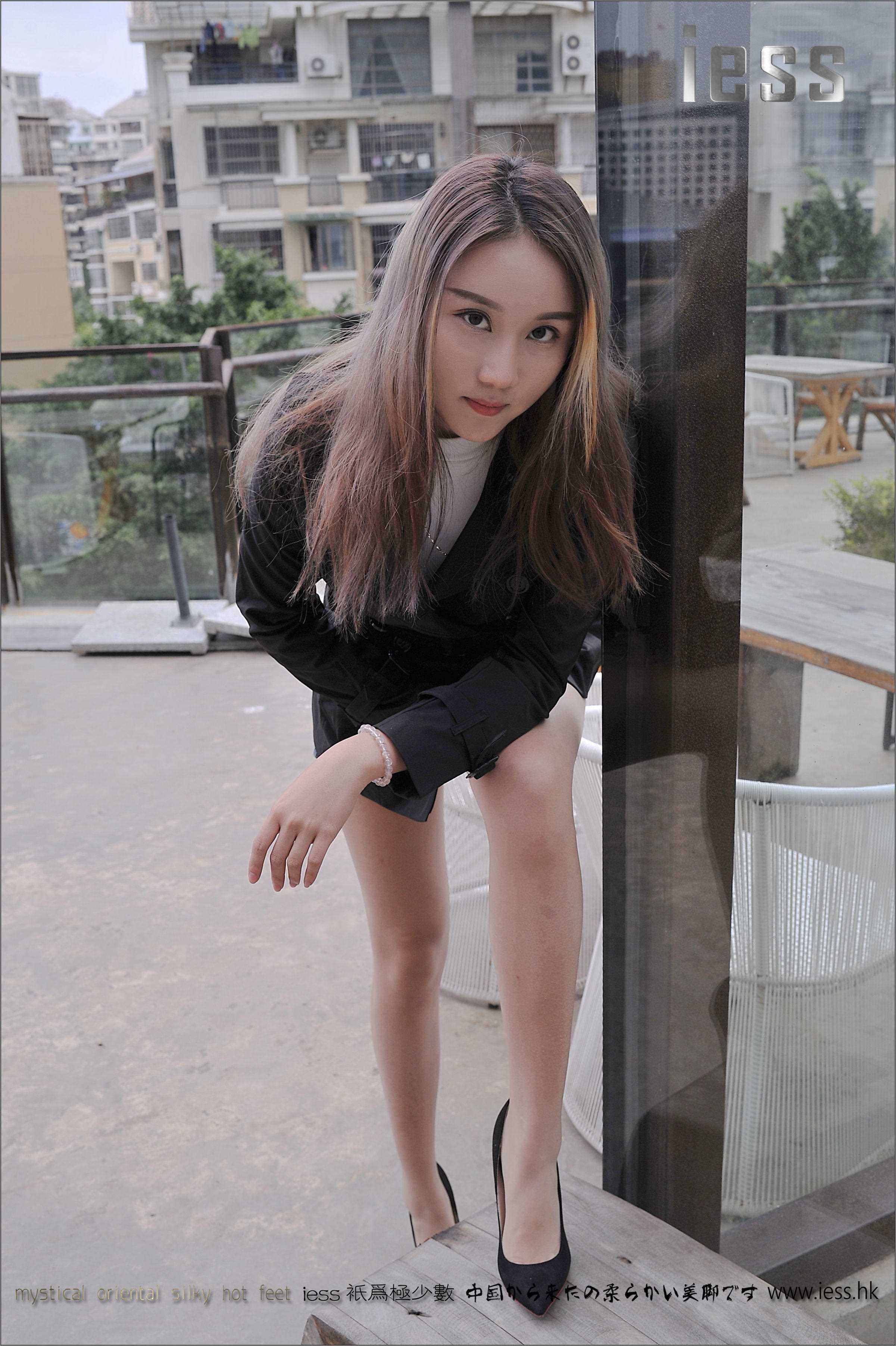 China Beauty Legs and feet 156