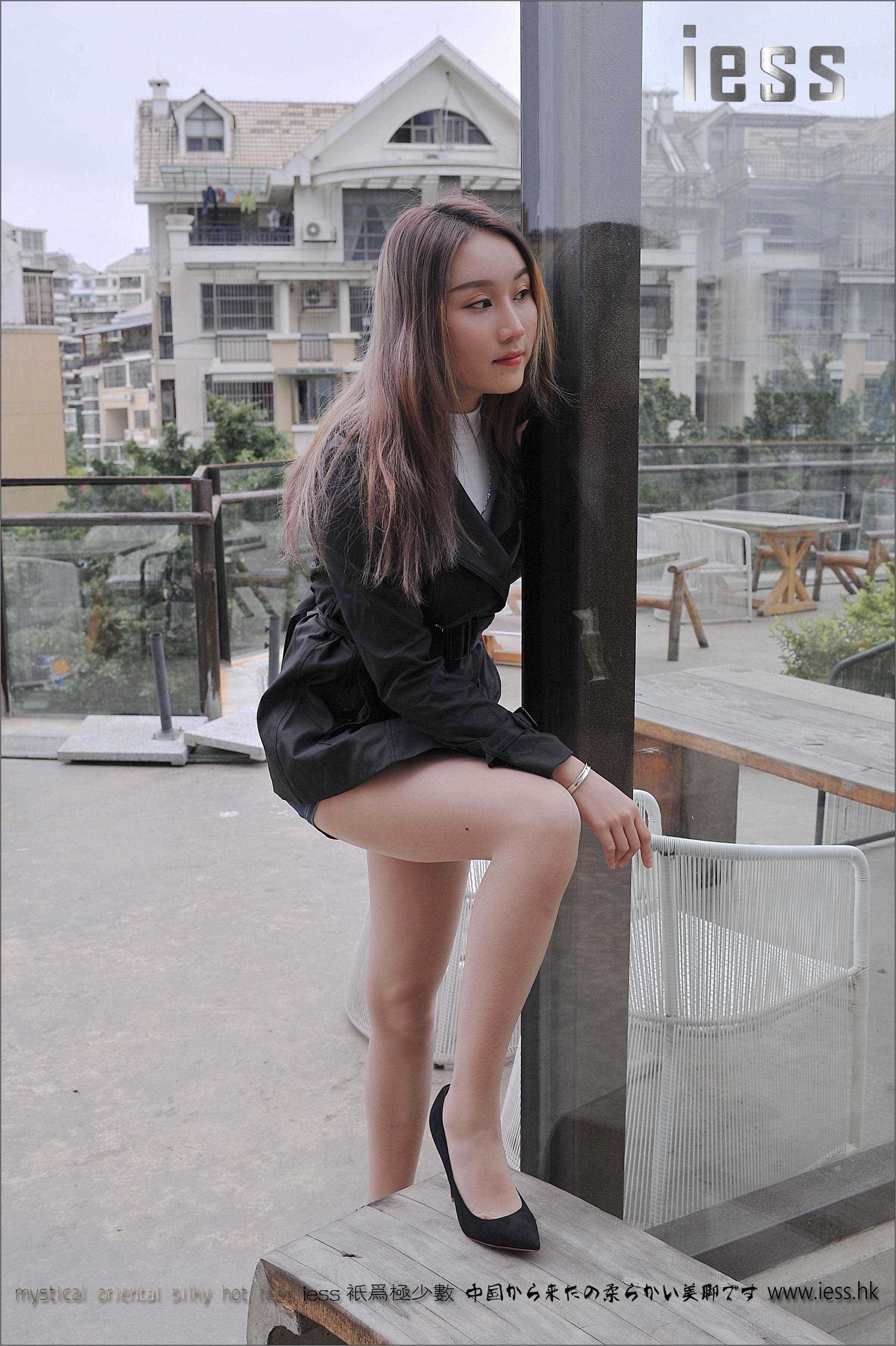 China Beauty Legs and feet 156