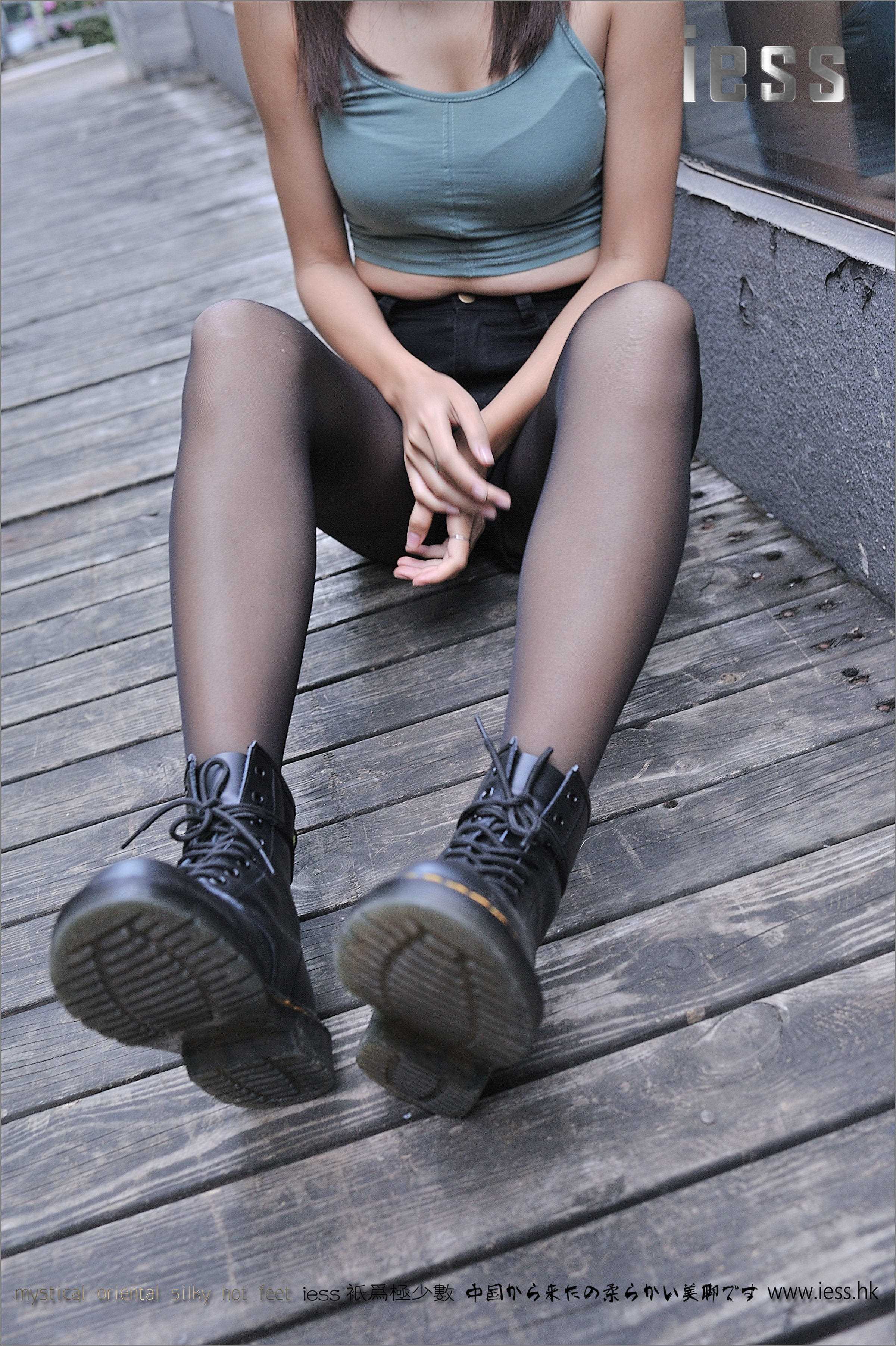 China Beauty Legs and feet 167