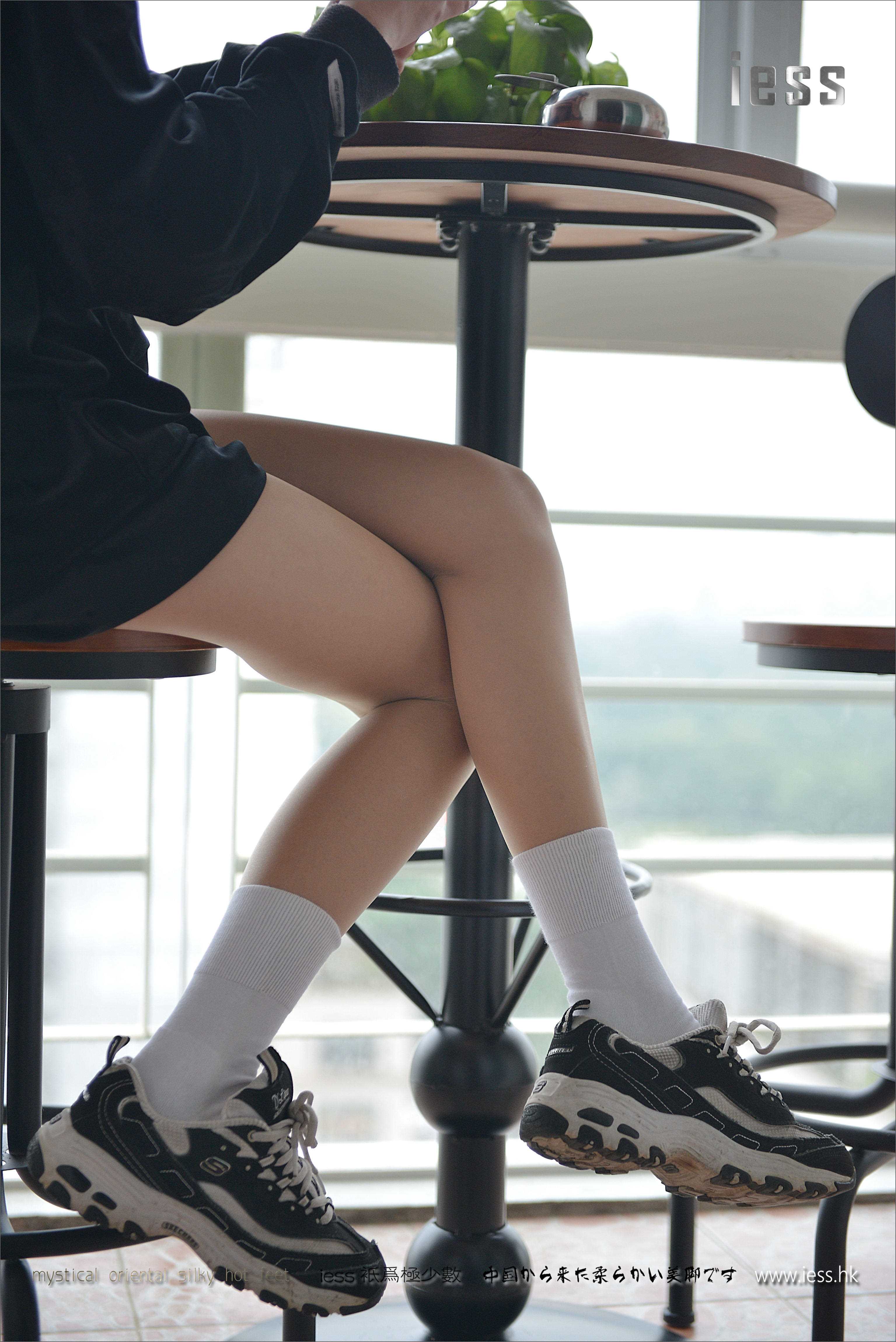 China Beauty Legs and feet 168