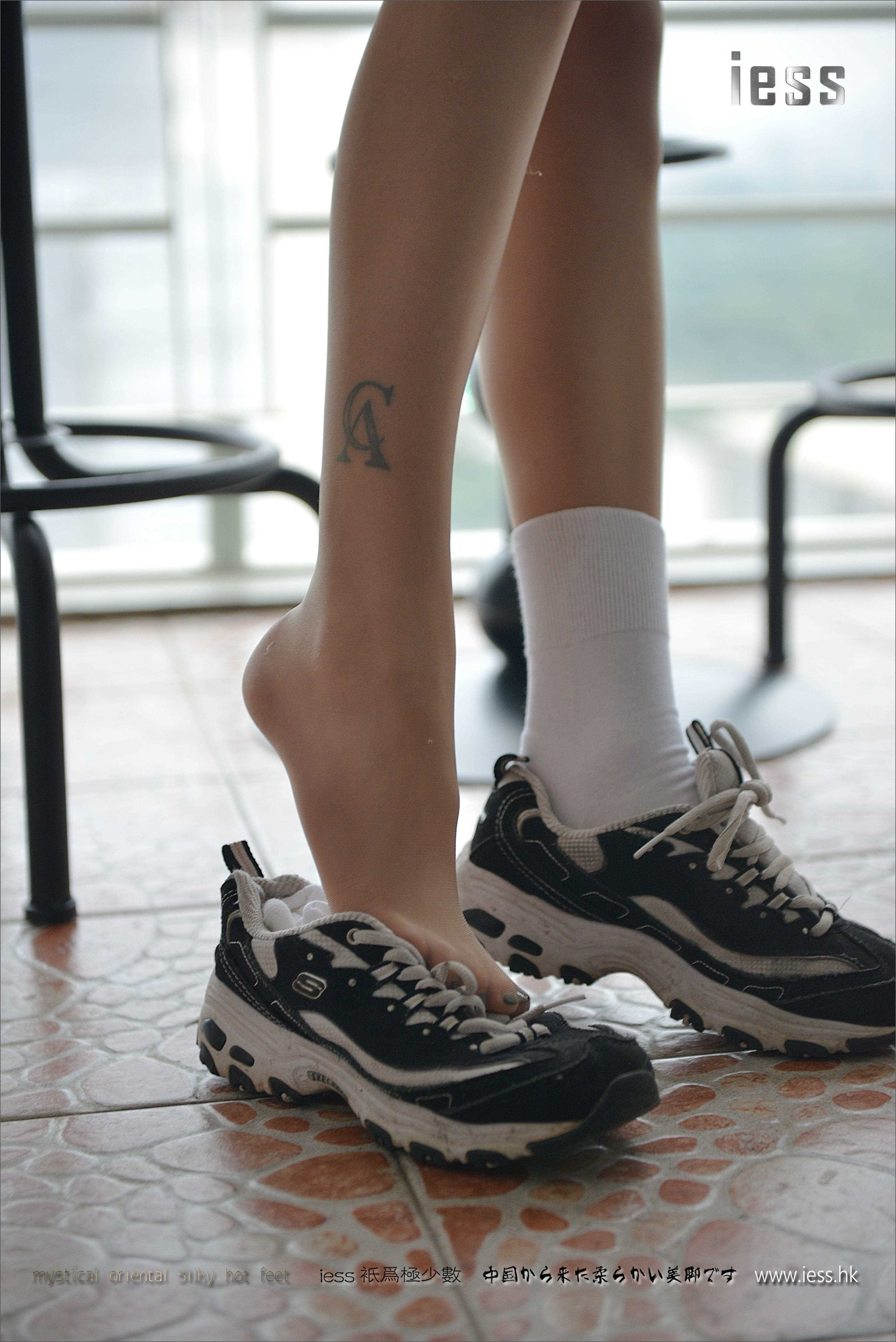 China Beauty Legs and feet 168