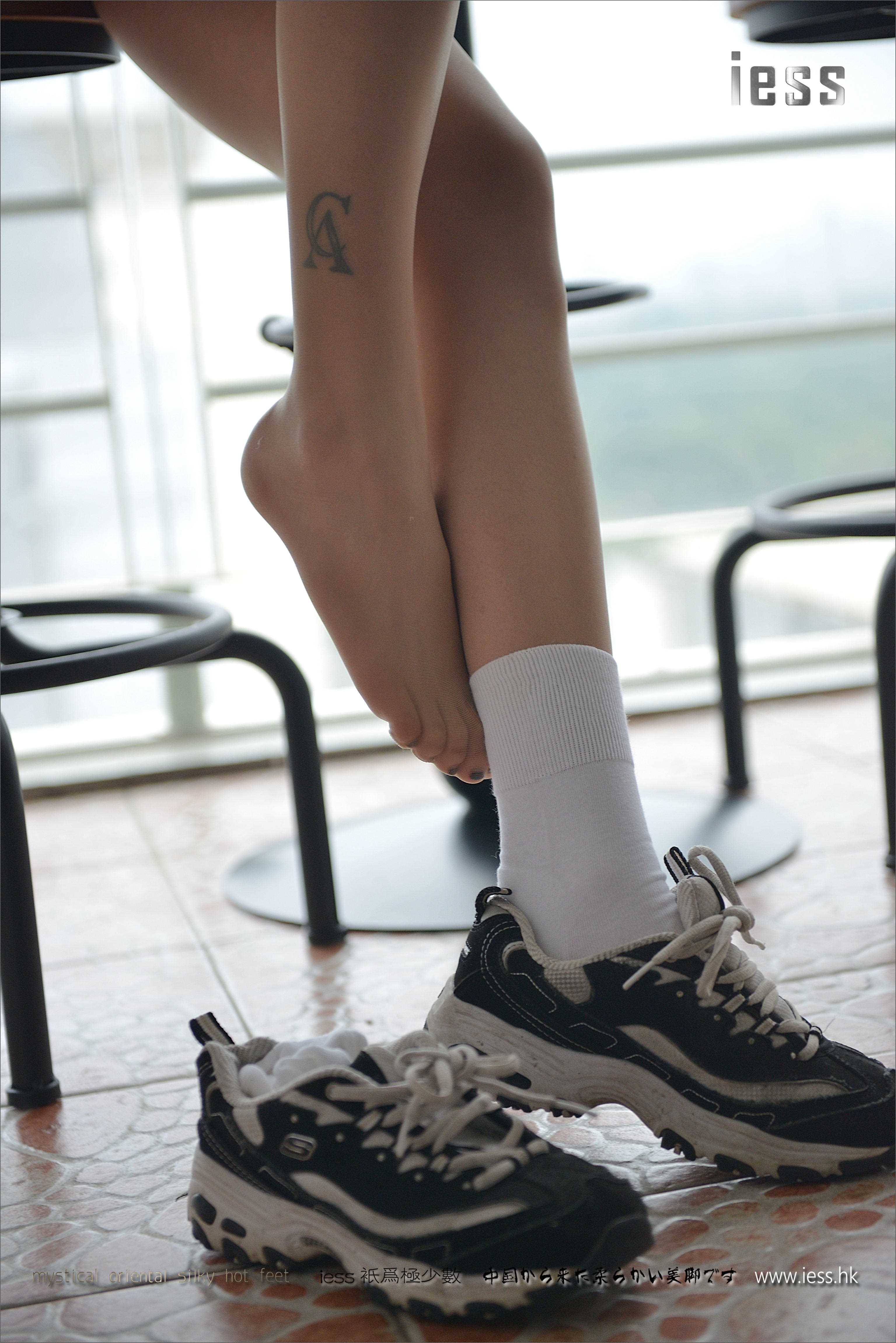 China Beauty Legs and feet 168