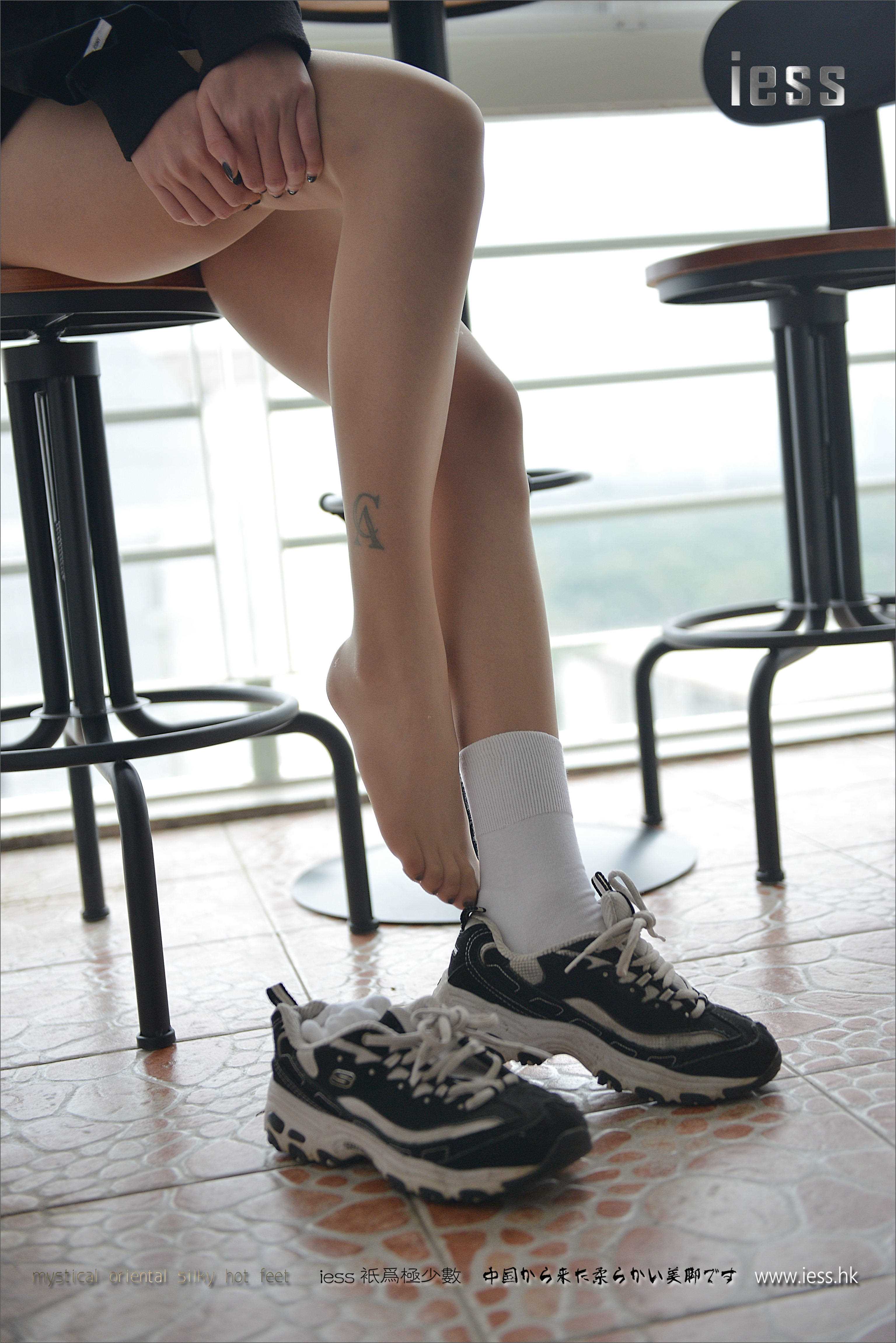 China Beauty Legs and feet 168