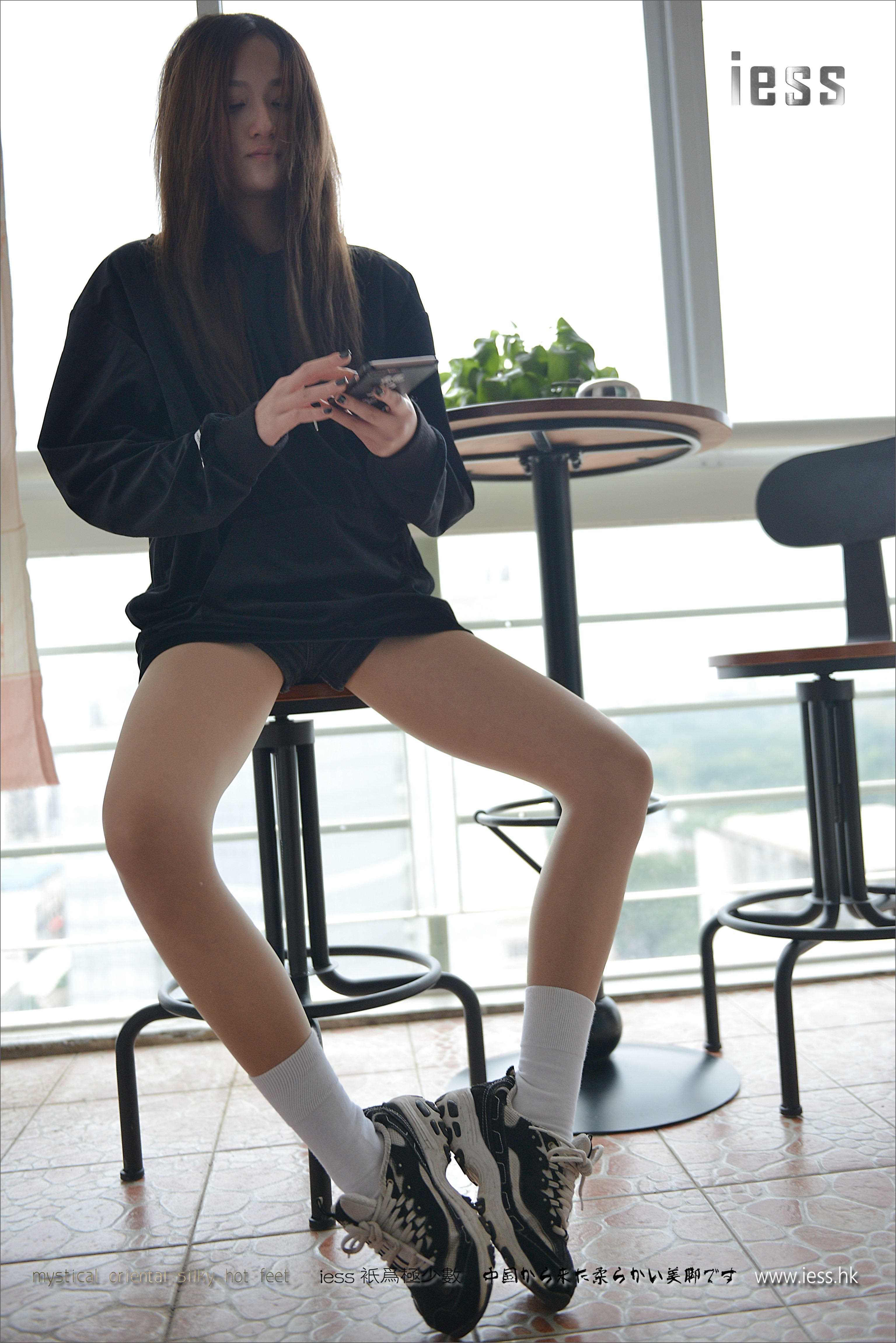 China Beauty Legs and feet 168