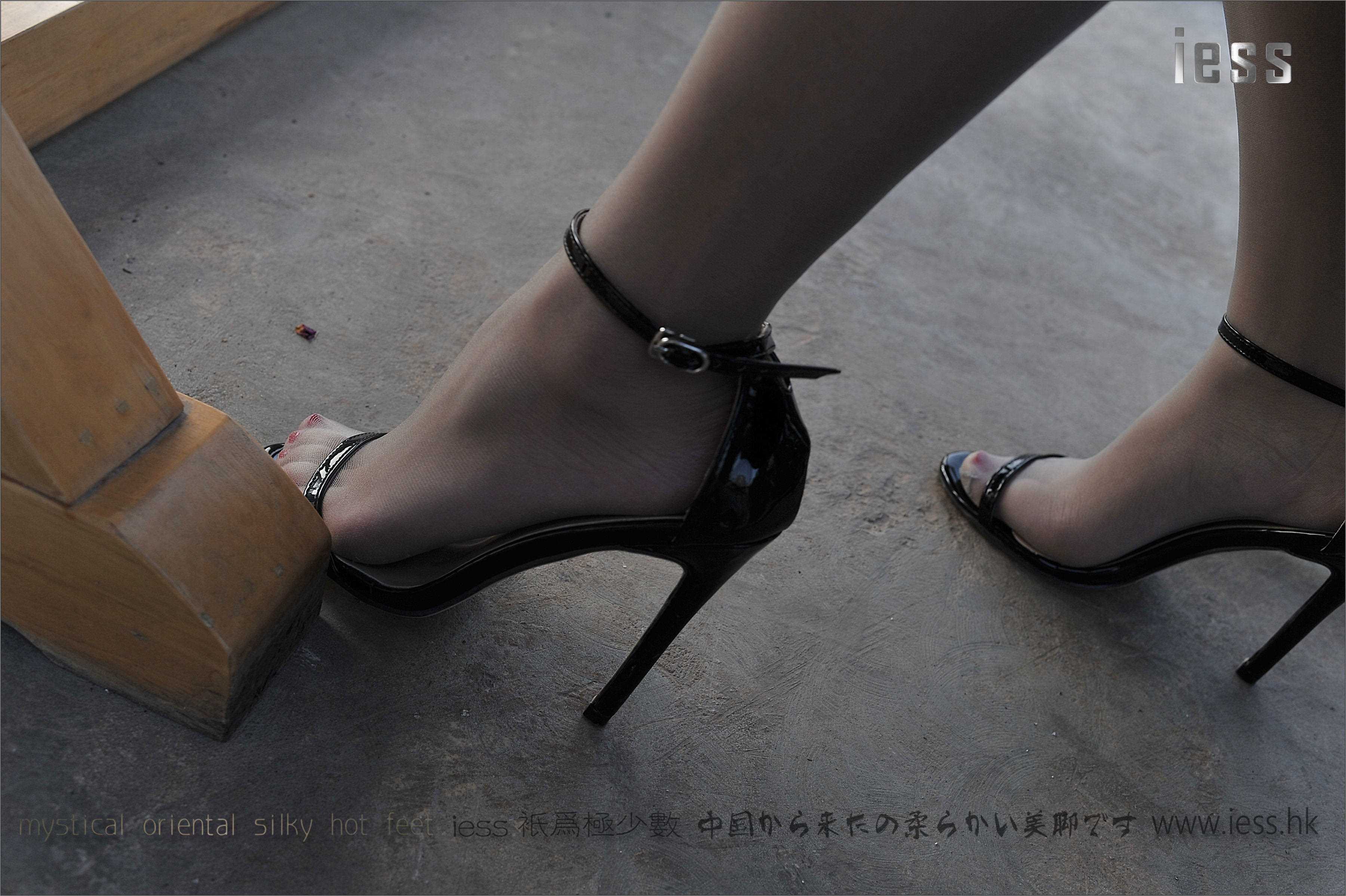 China Beauty Legs and feet 170