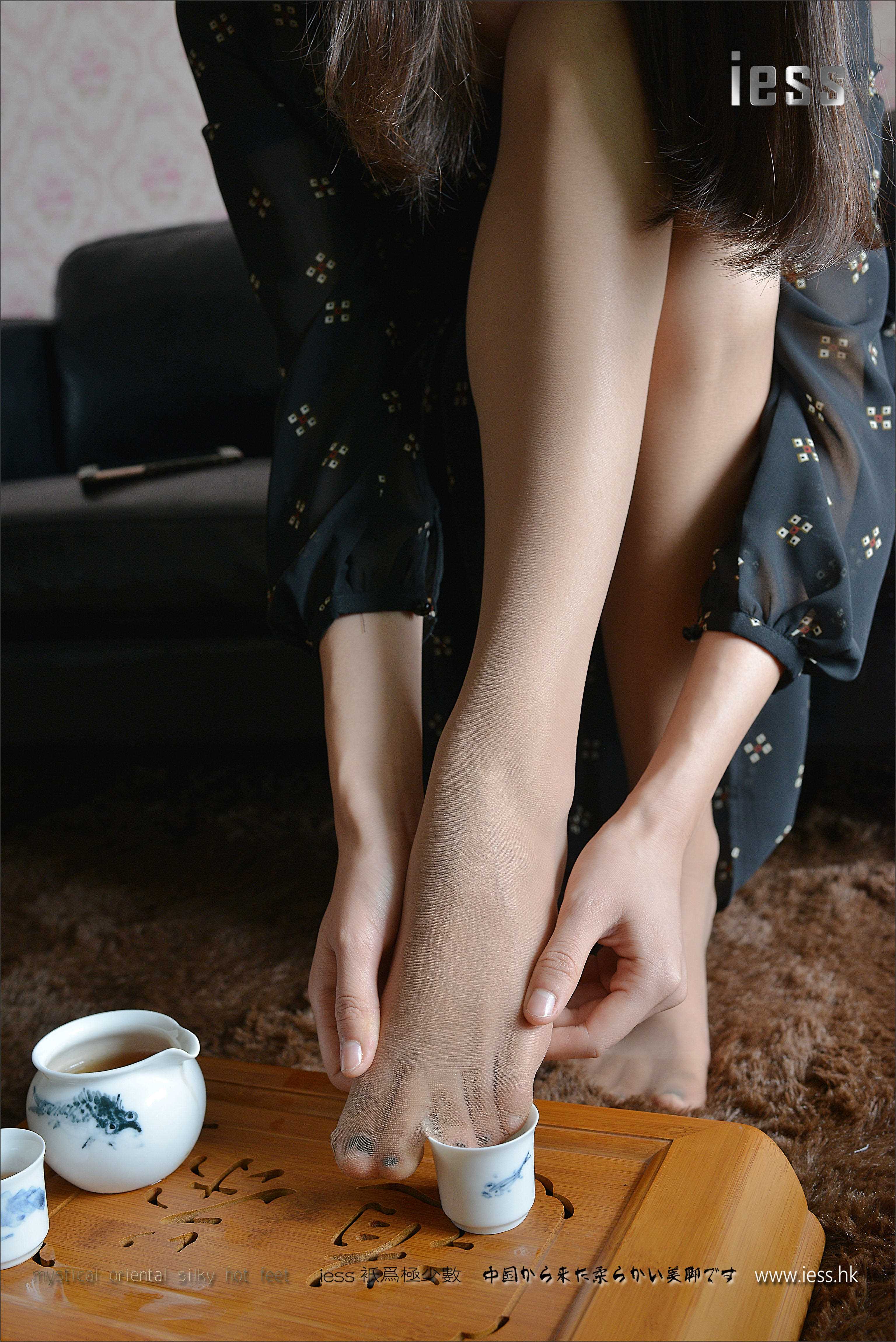 China Beauty Legs and feet 171