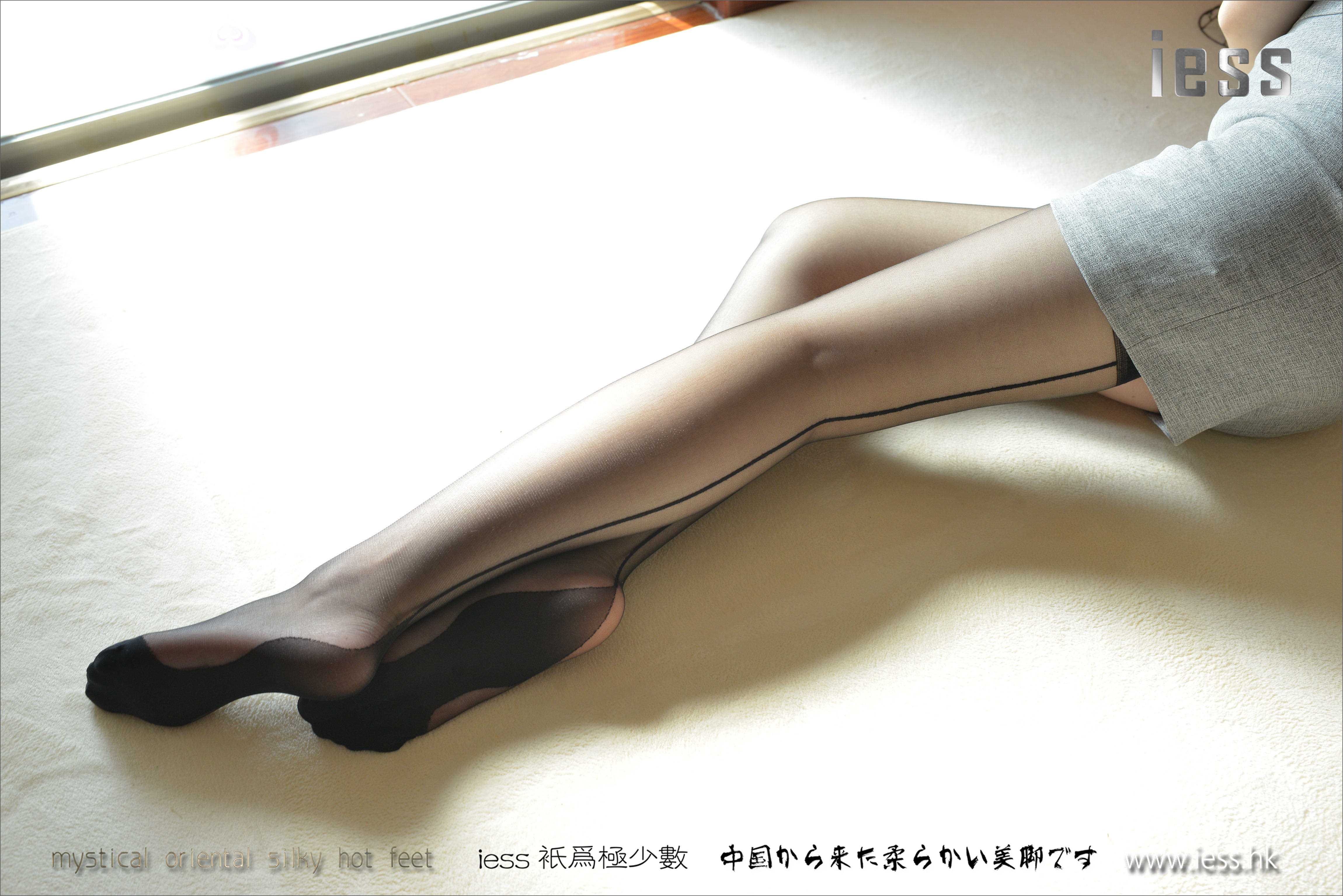 China Beauty Legs and feet 172