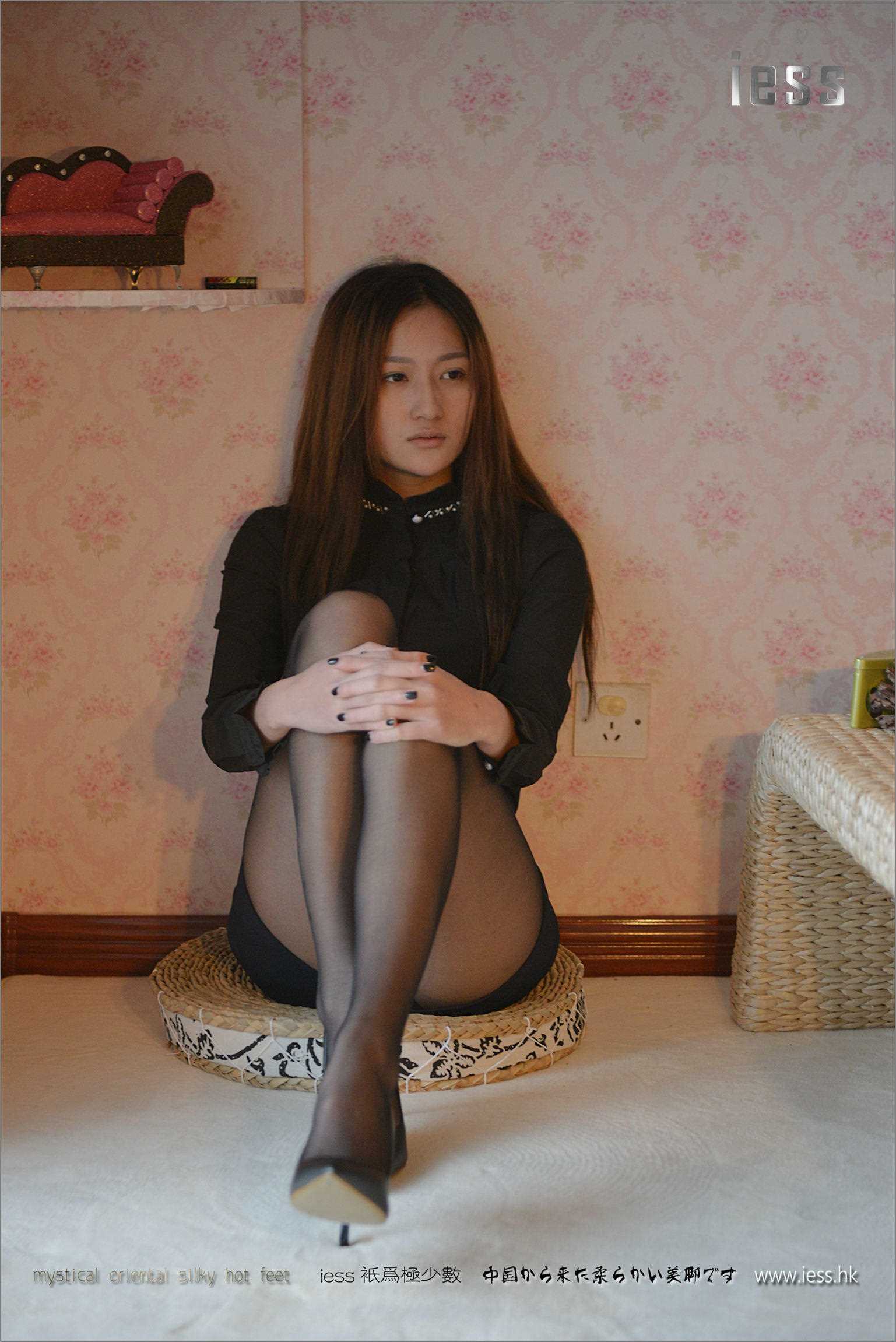 China Beauty Legs and feet 176