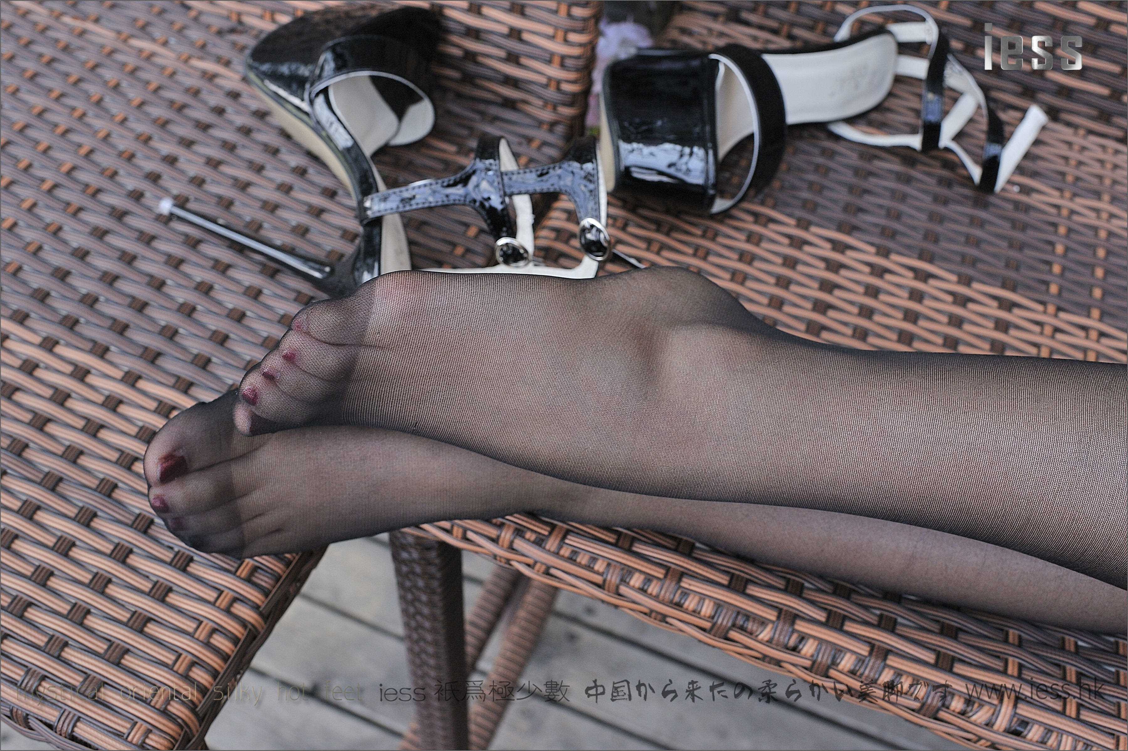 China Beauty Legs and feet 177