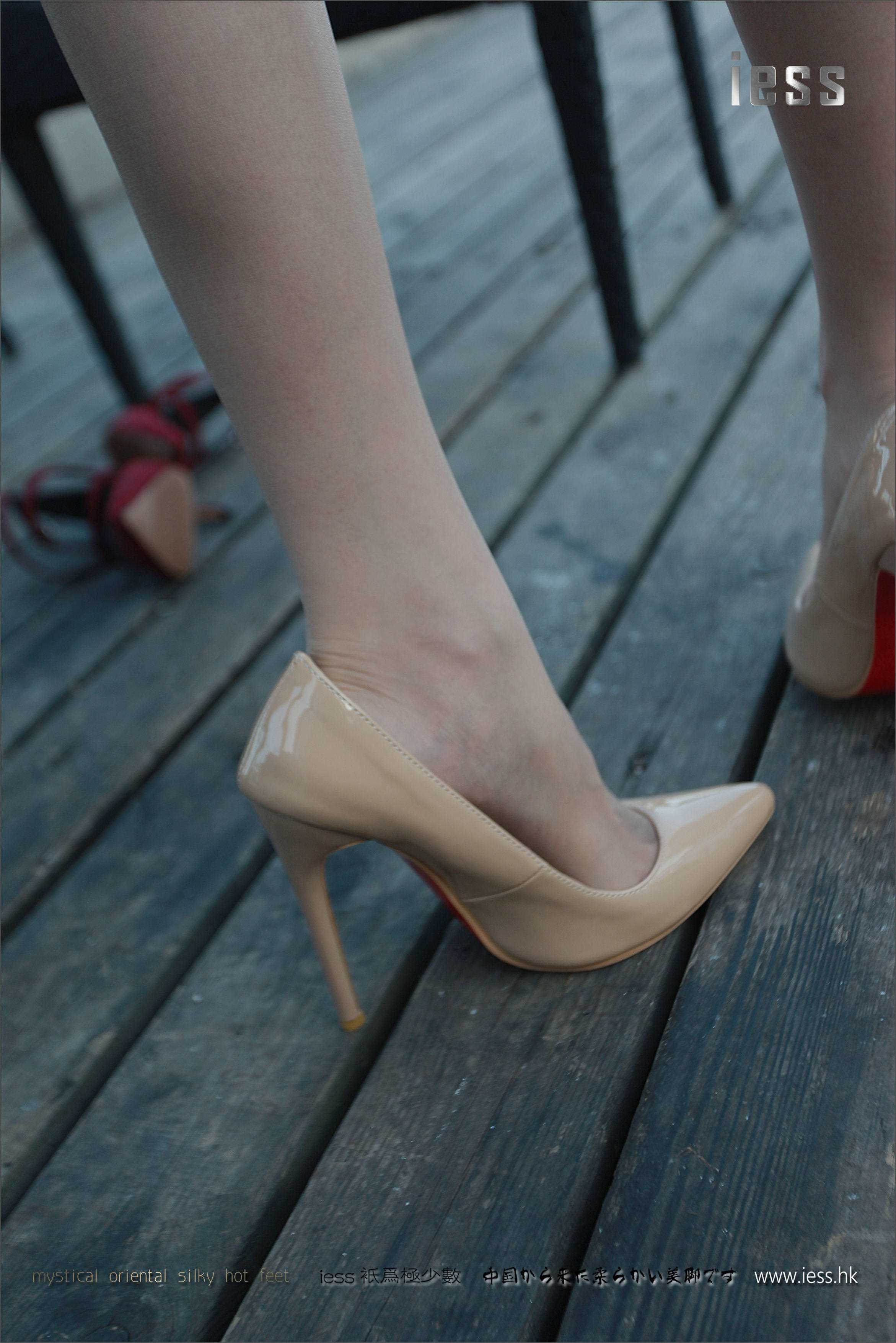 China Beauty Legs and feet 178