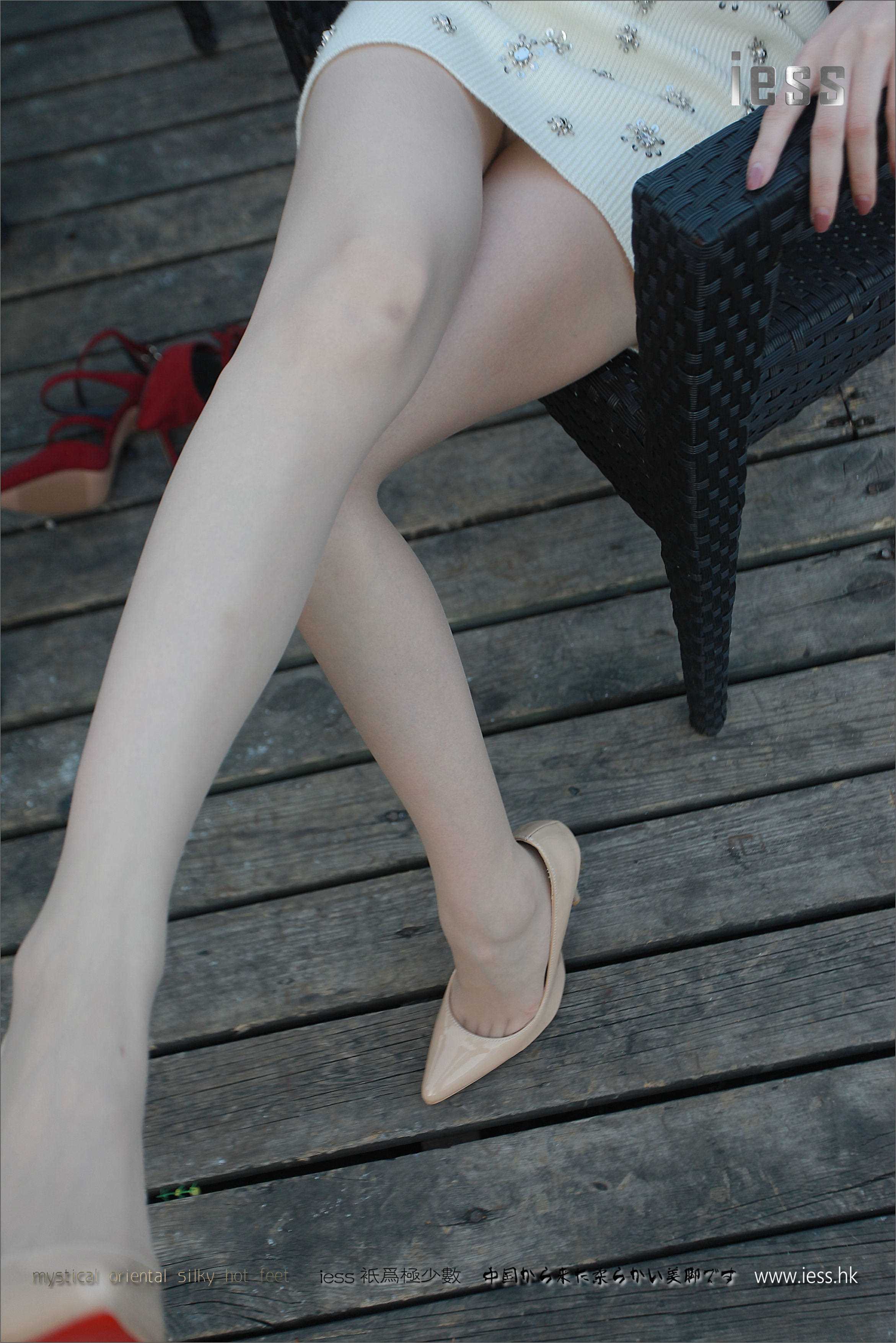 China Beauty Legs and feet 178