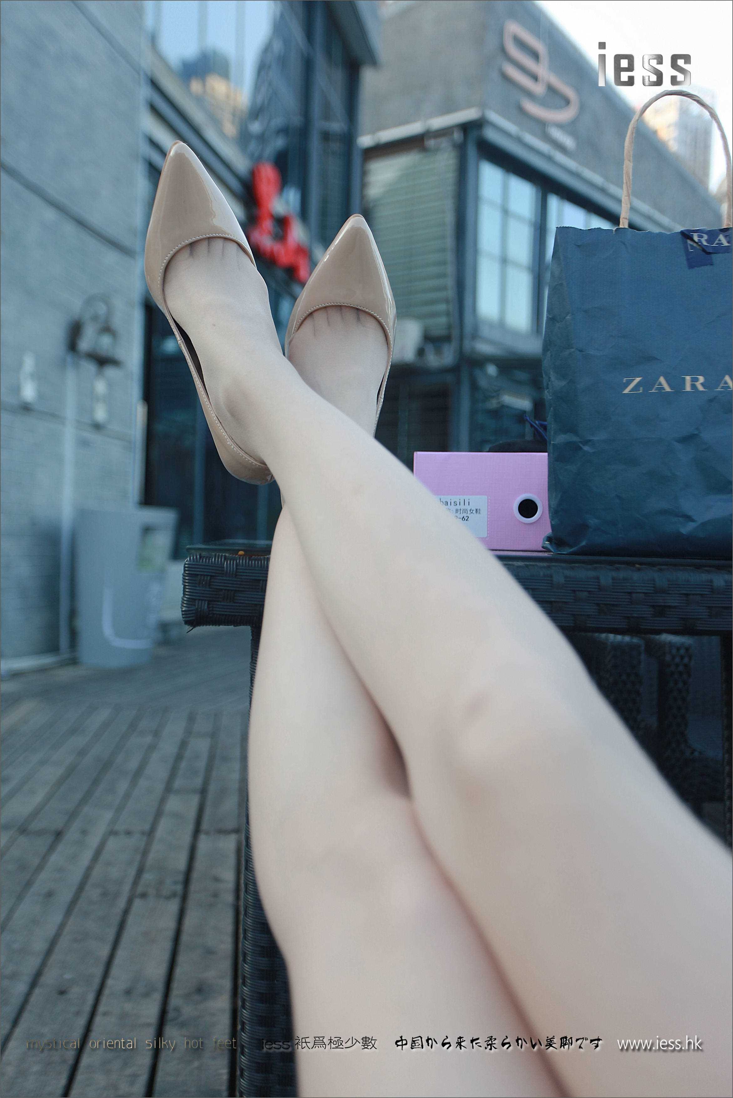 China Beauty Legs and feet 178