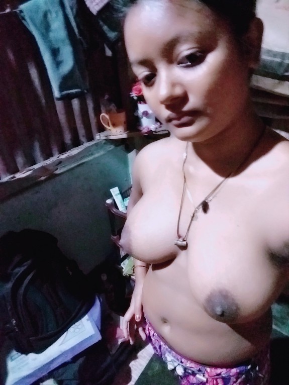 Desi village girl showing nude