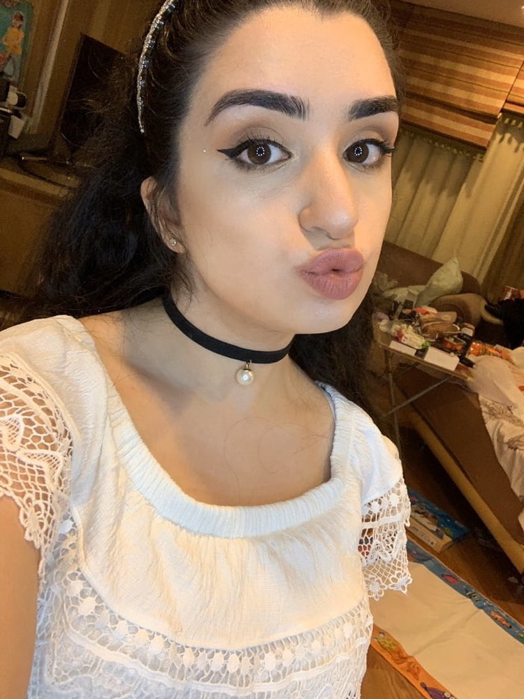 Beauty nri showing nude in hotel room