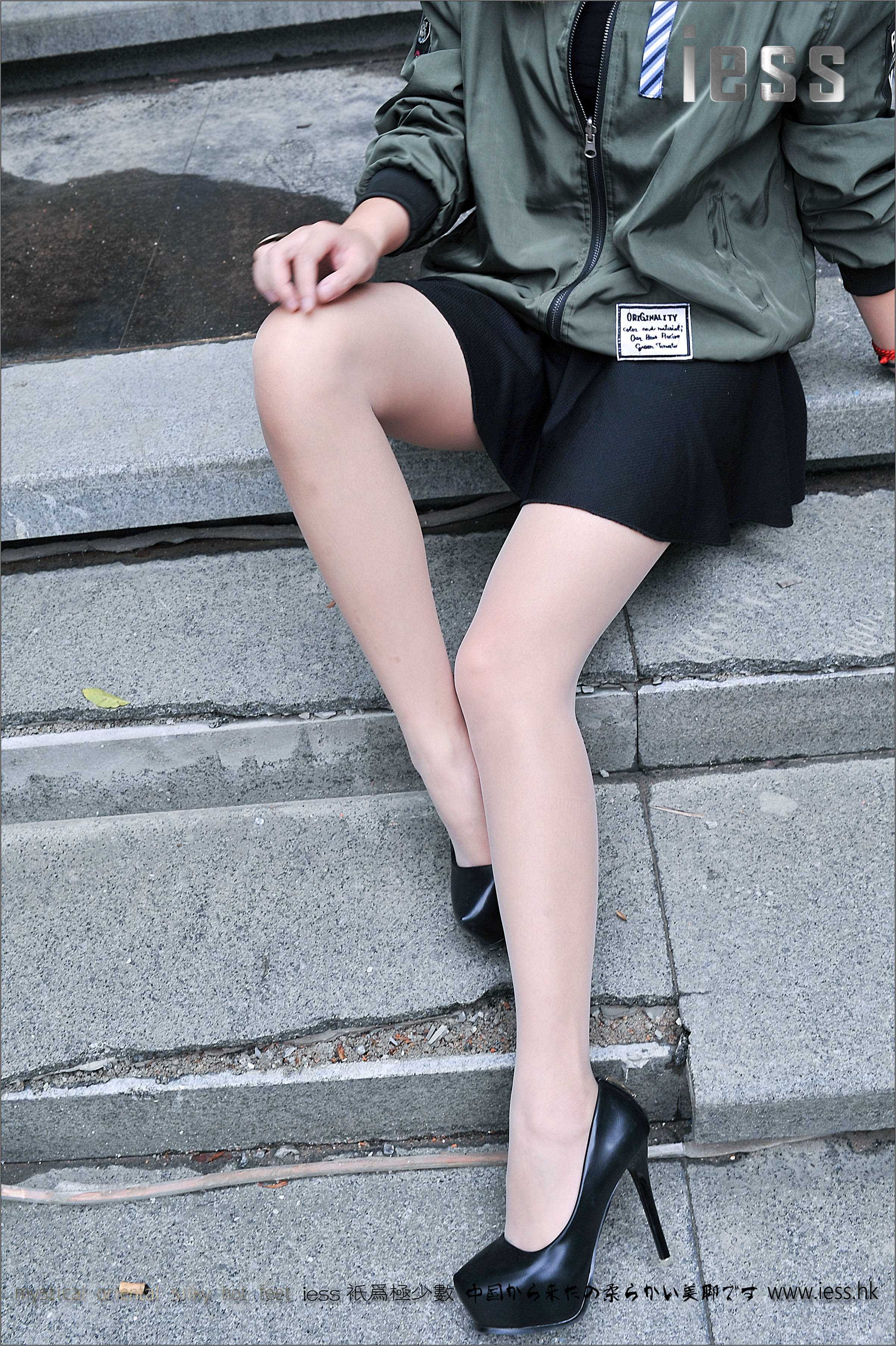 China Beauty Legs and feet 181