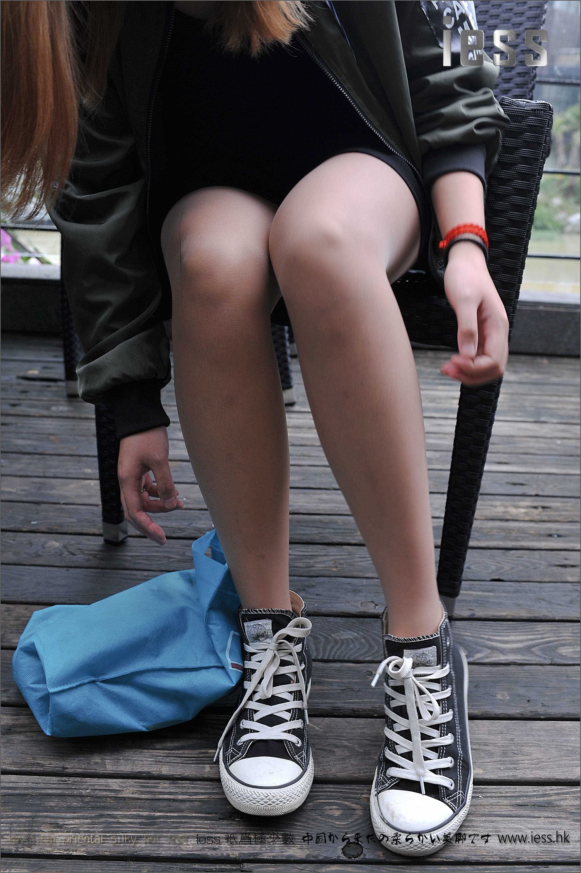 China Beauty Legs and feet 181