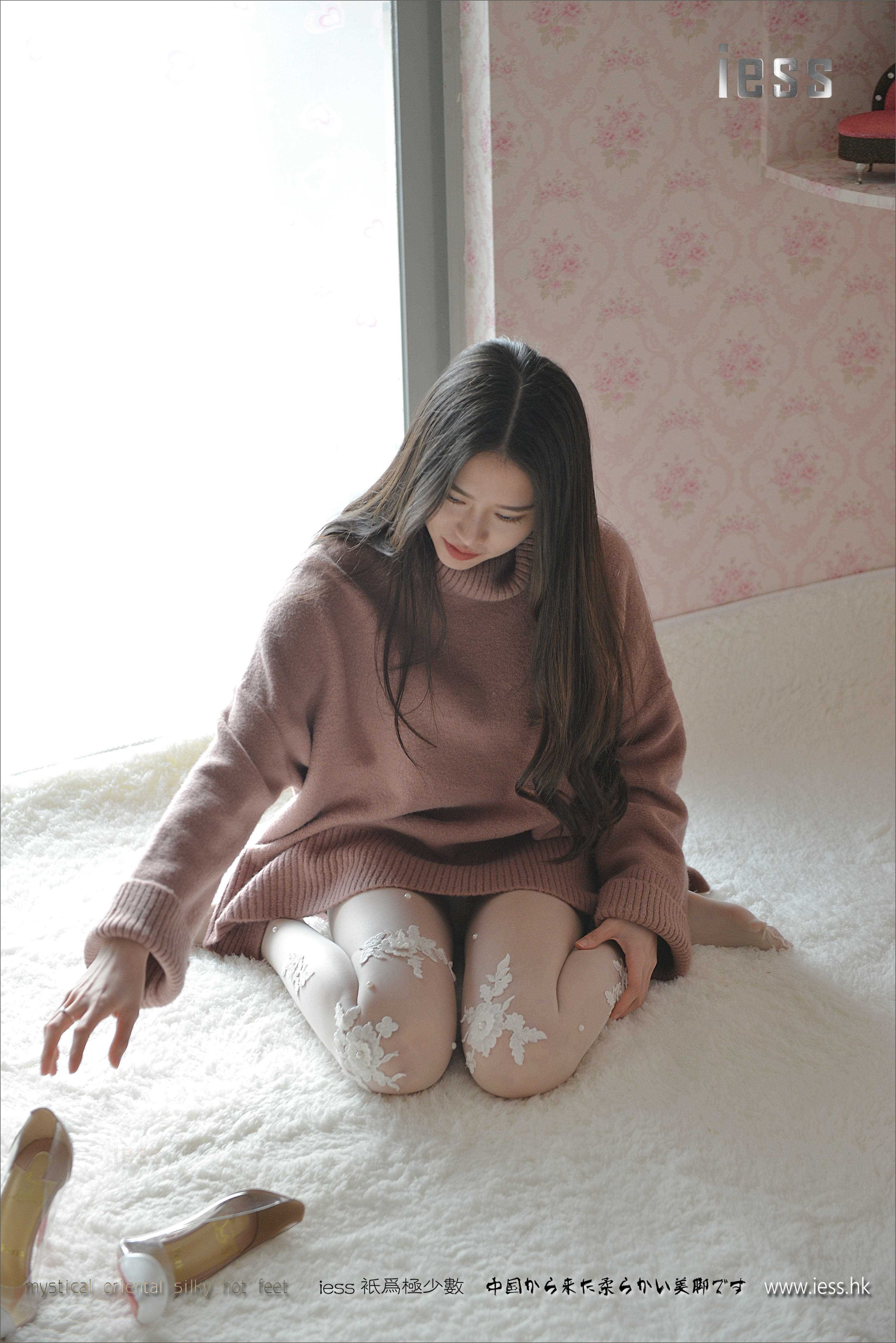 China Beauty Legs and feet 186