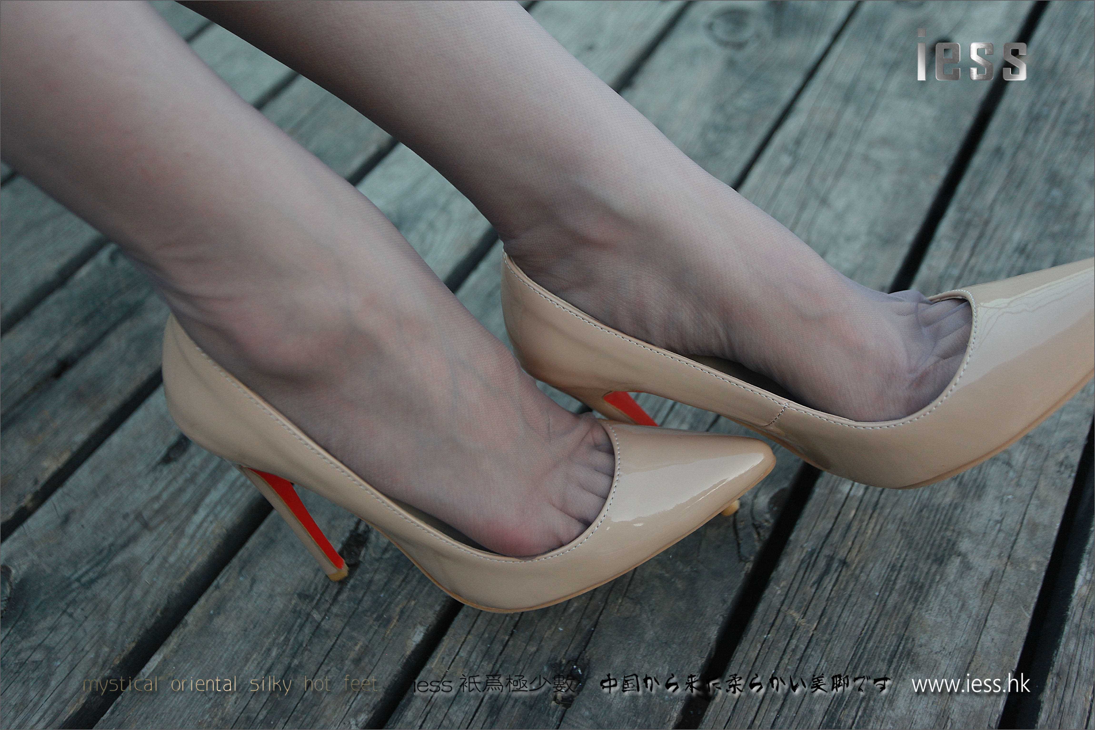 China Beauty Legs and feet 192