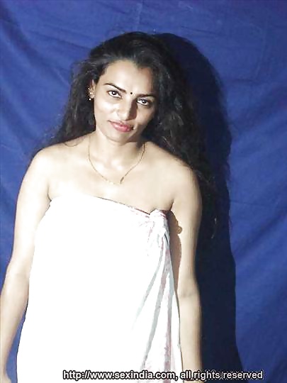 Big Boobs Indian Prostitute