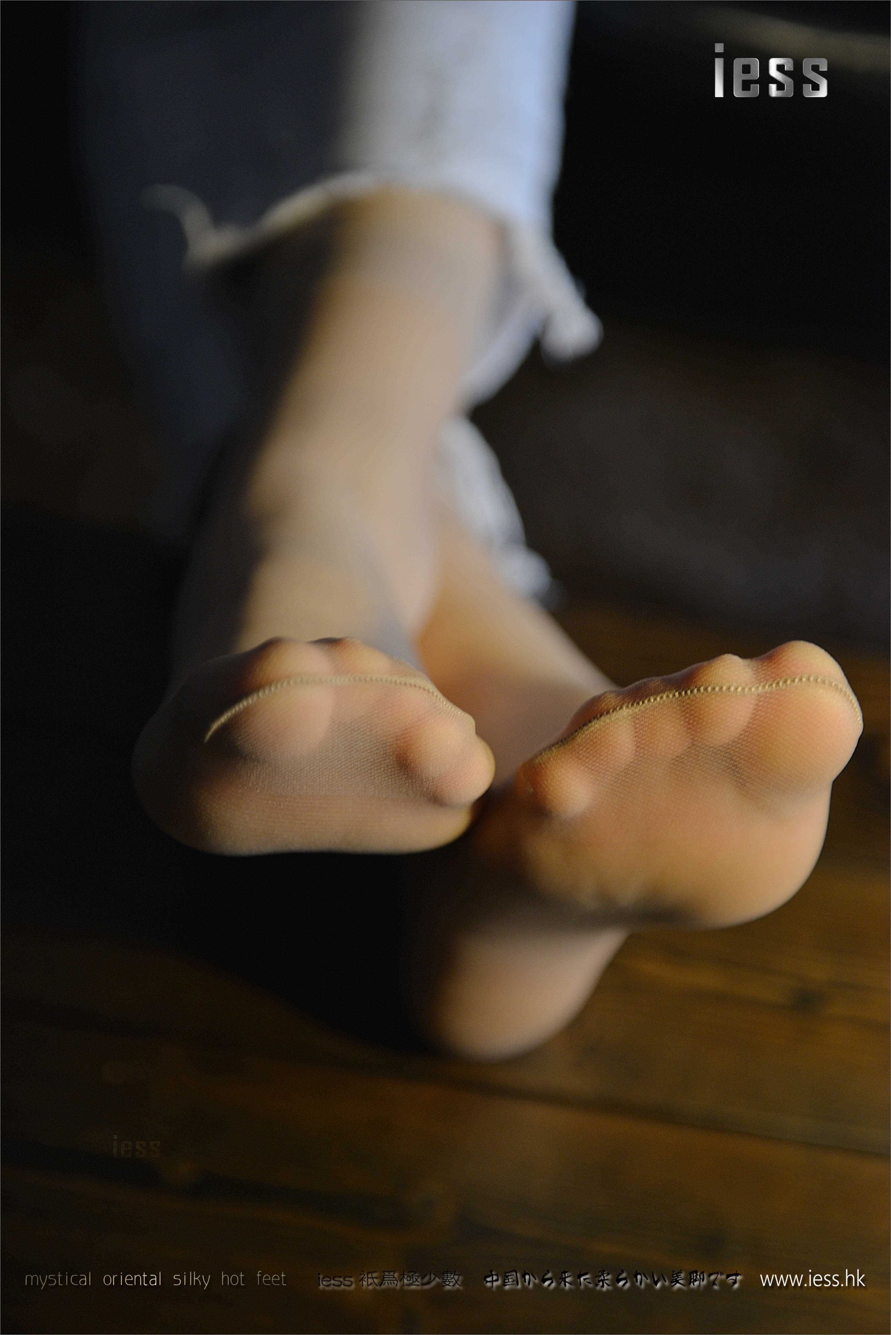 China Beauty Legs and feet 193