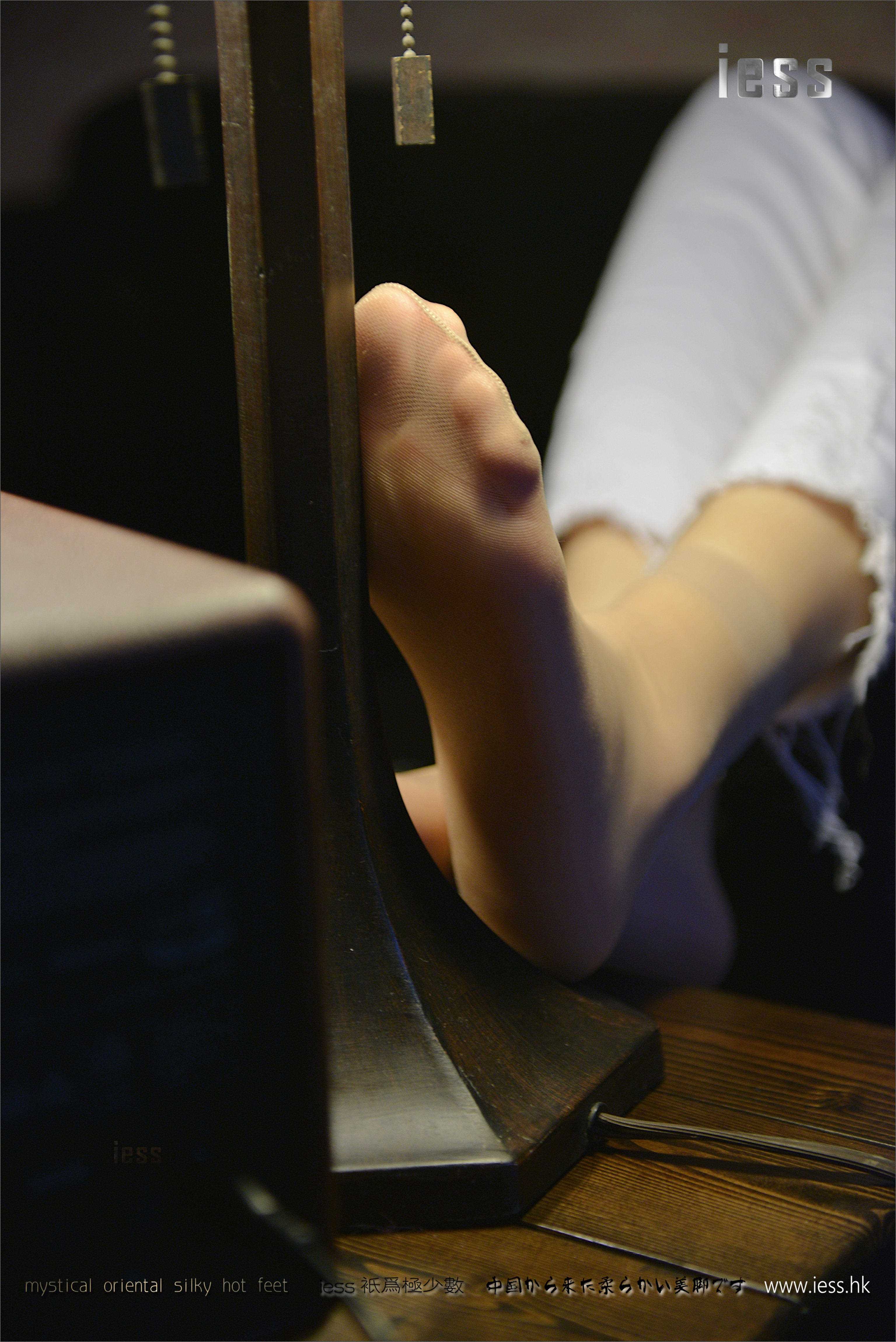 China Beauty Legs and feet 193