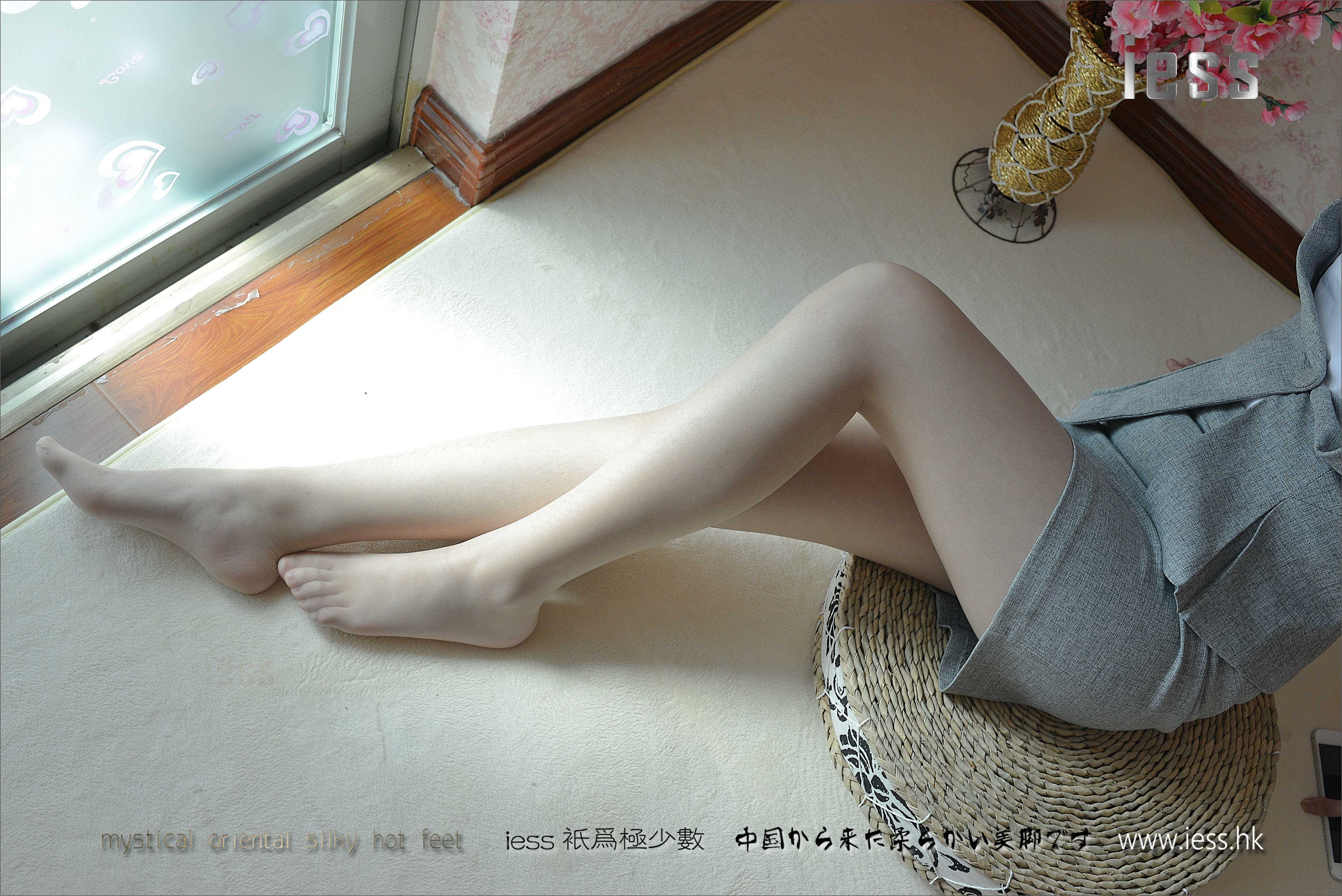 China Beauty Legs and feet 195