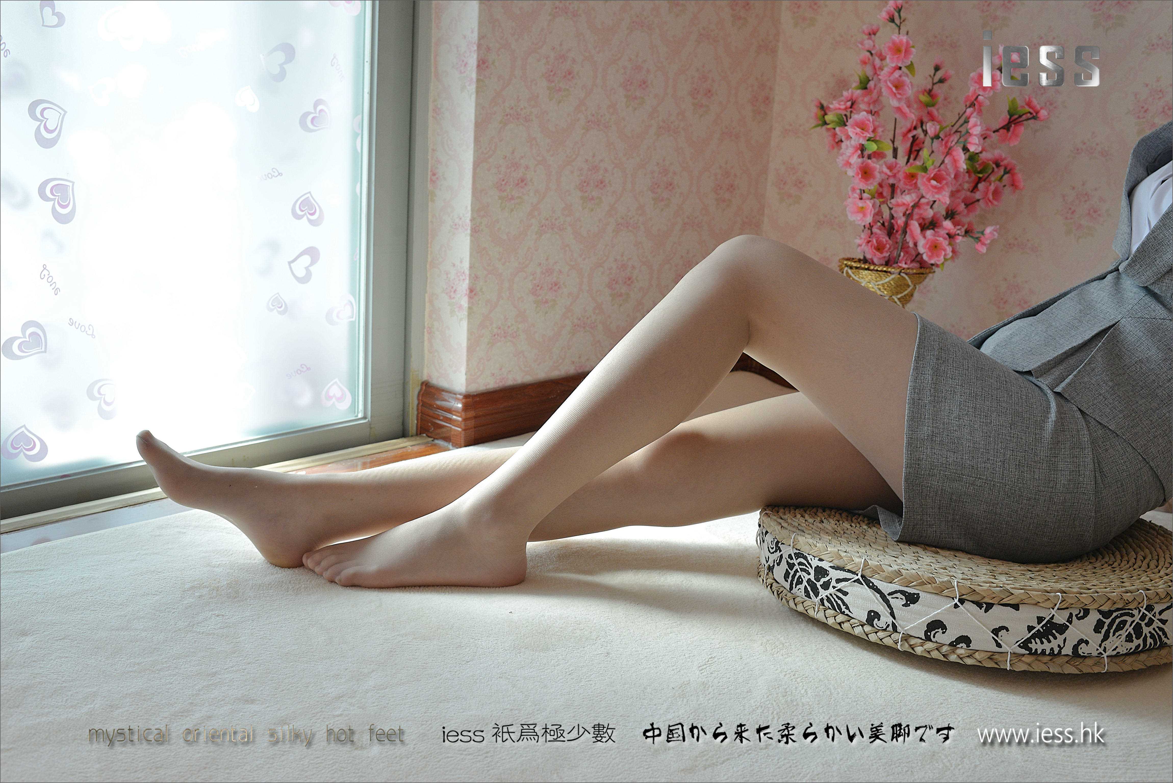 China Beauty Legs and feet 195