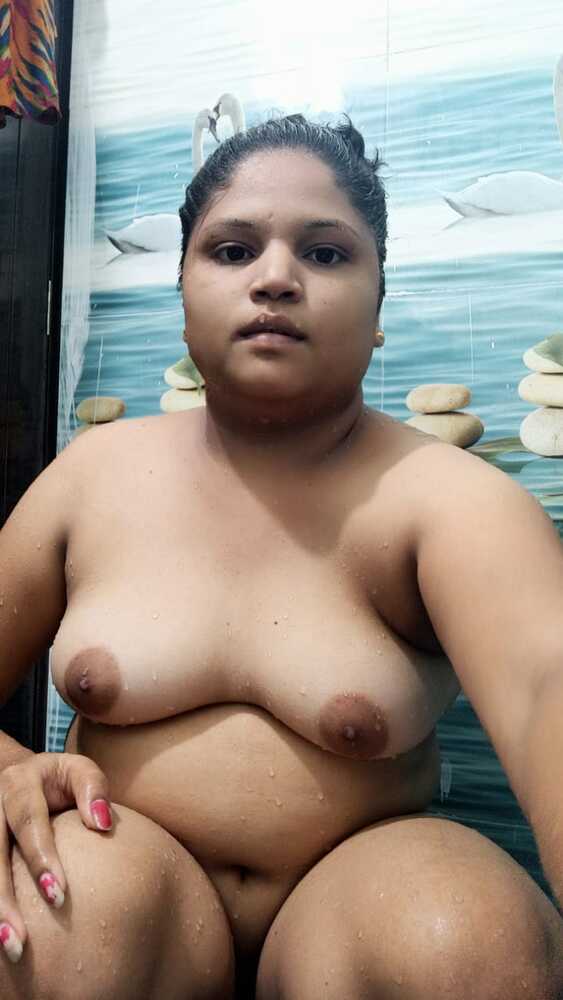 Cute desi nude girl