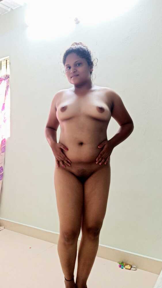 Cute desi nude girl