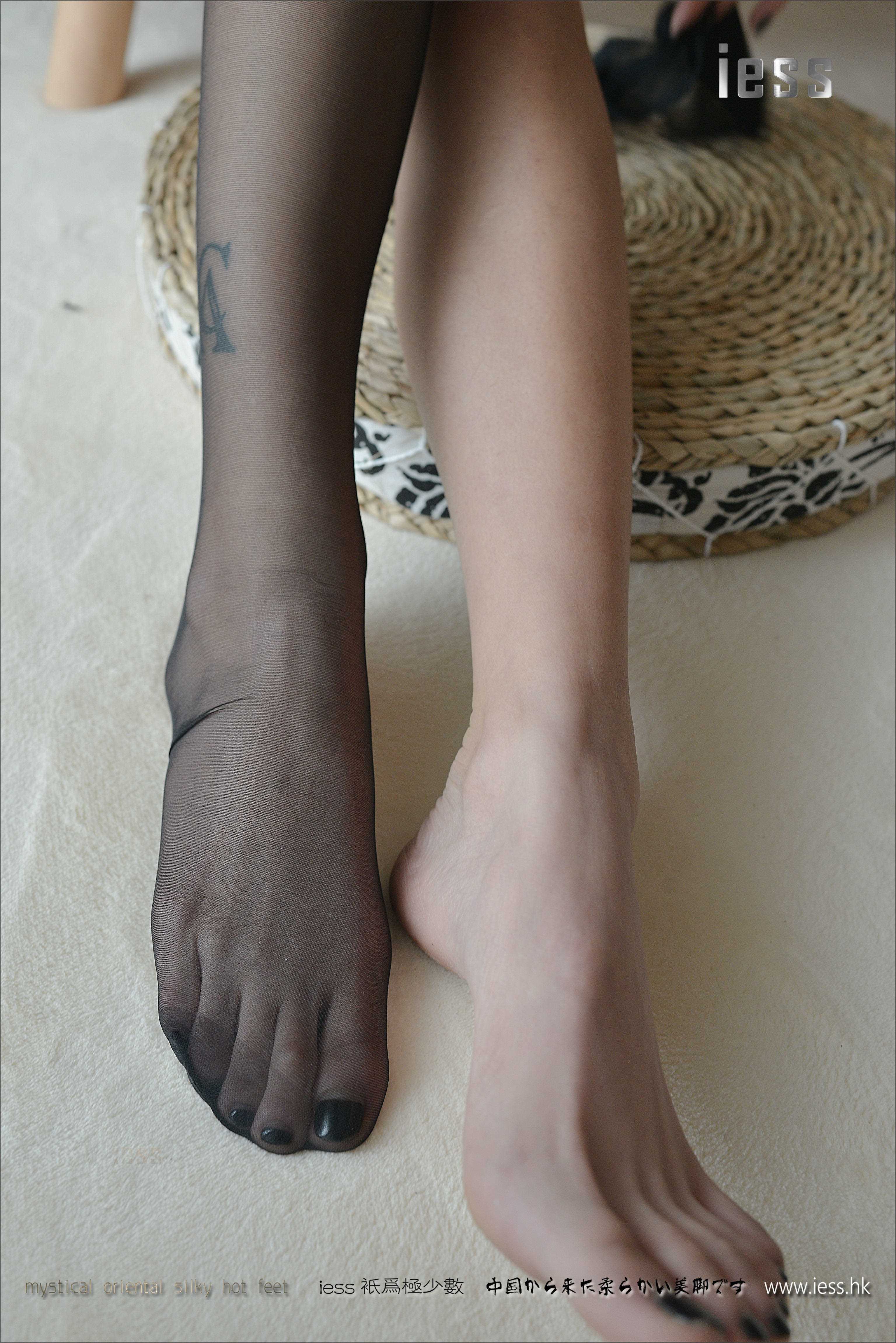 China Beauty Legs and feet 197