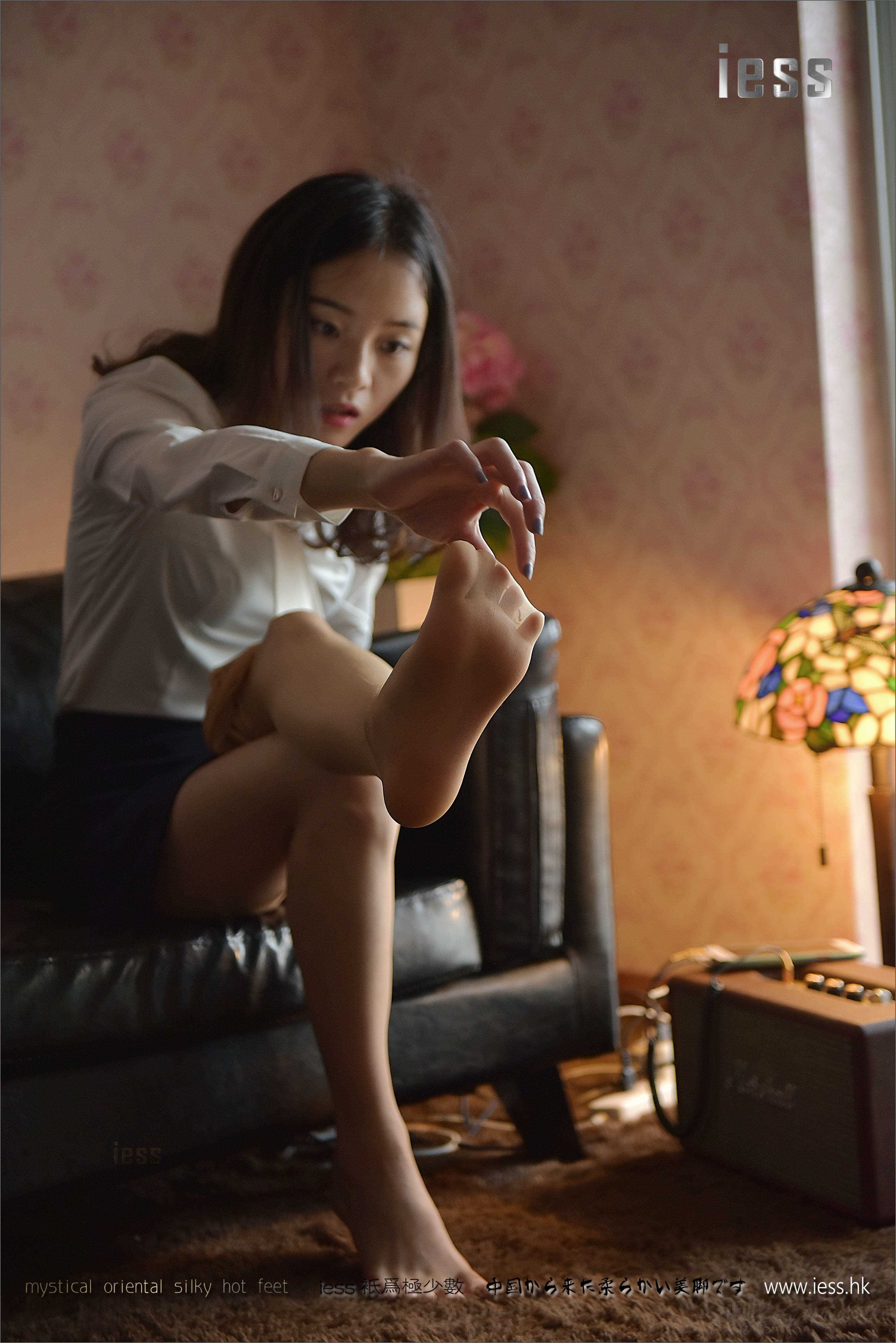 China Beauty Legs and feet 202