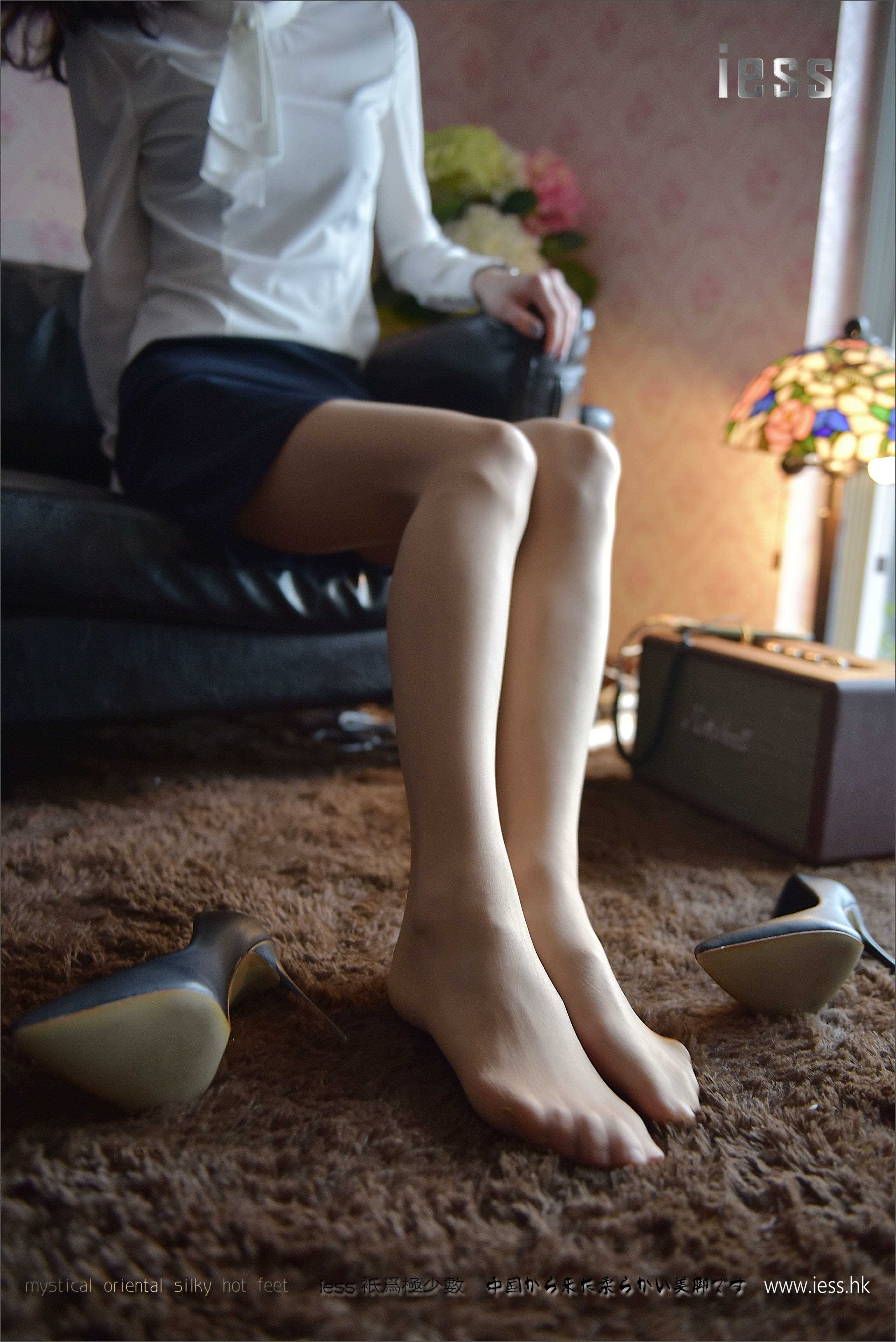 China Beauty Legs and feet 202