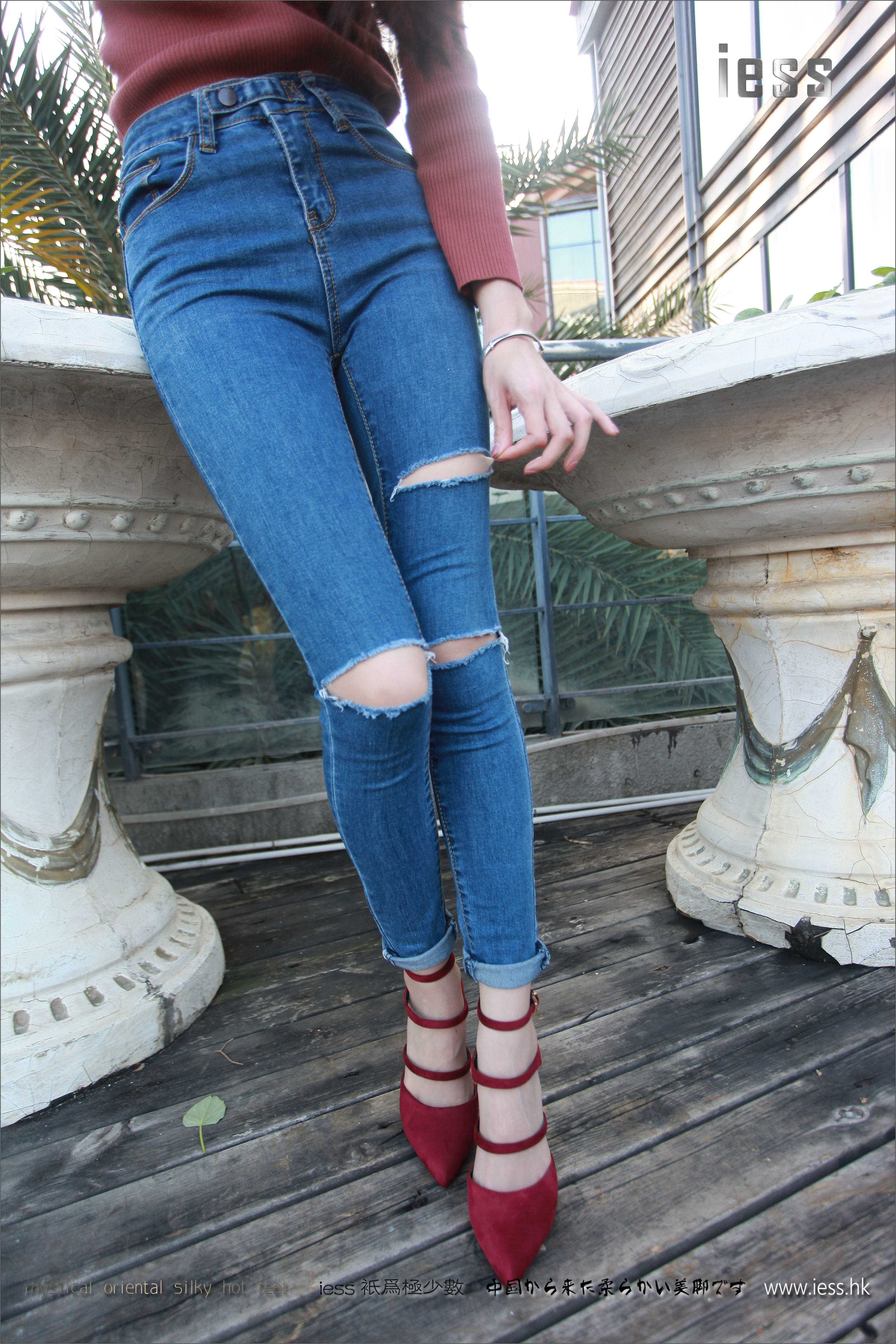 China Beauty Legs and feet 204