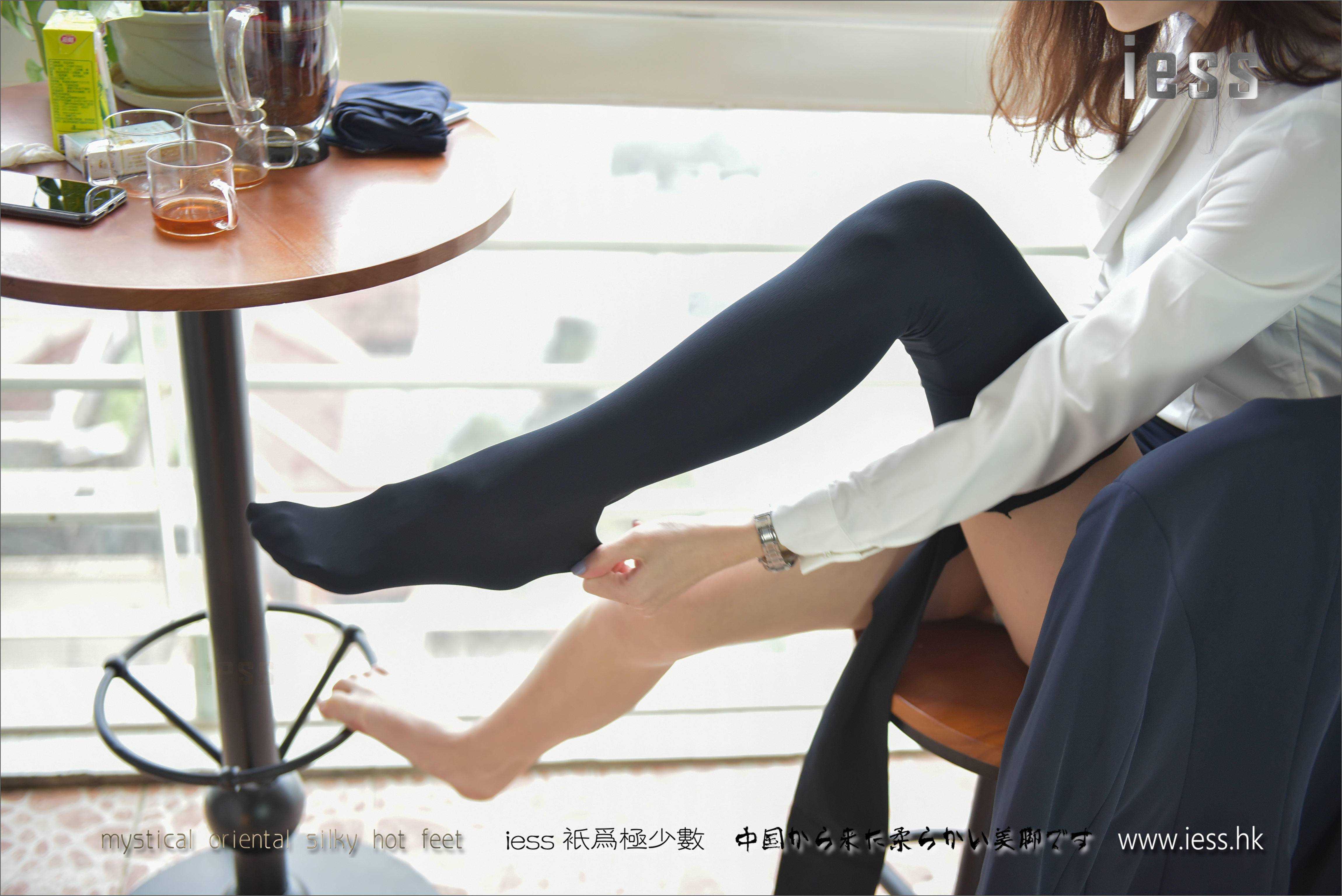 China Beauty Legs and feet 205