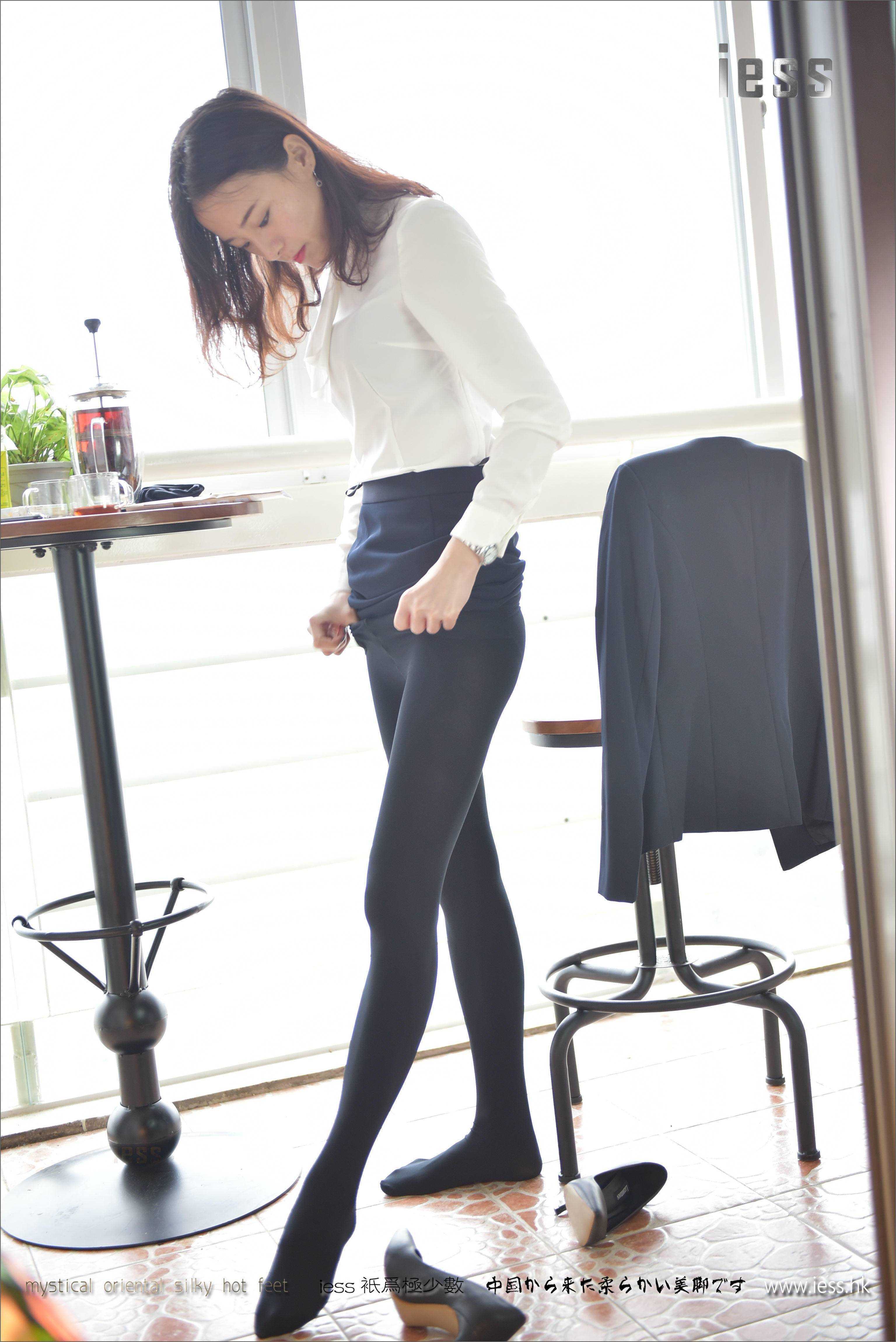 China Beauty Legs and feet 205