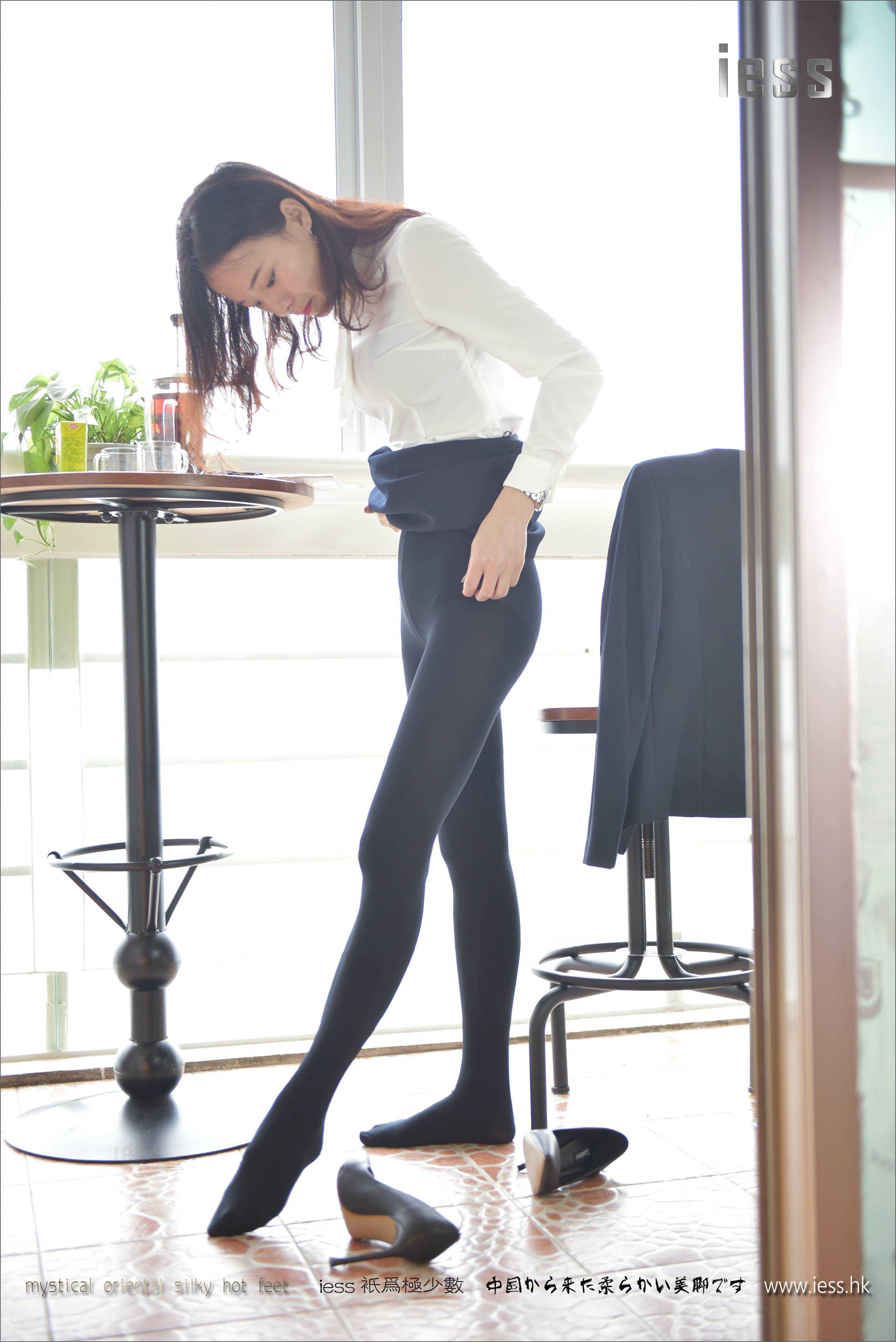 China Beauty Legs and feet 205