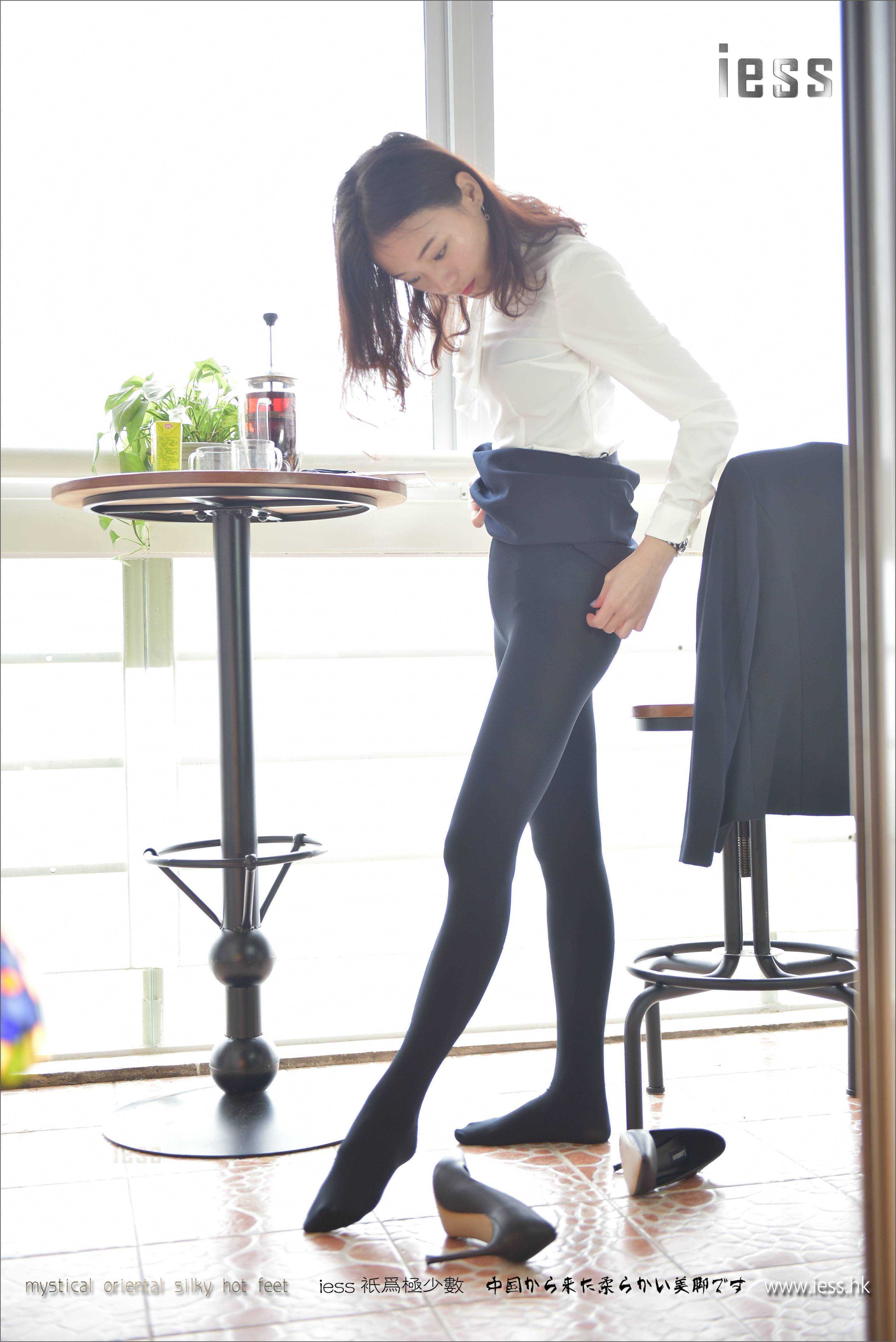 China Beauty Legs and feet 205