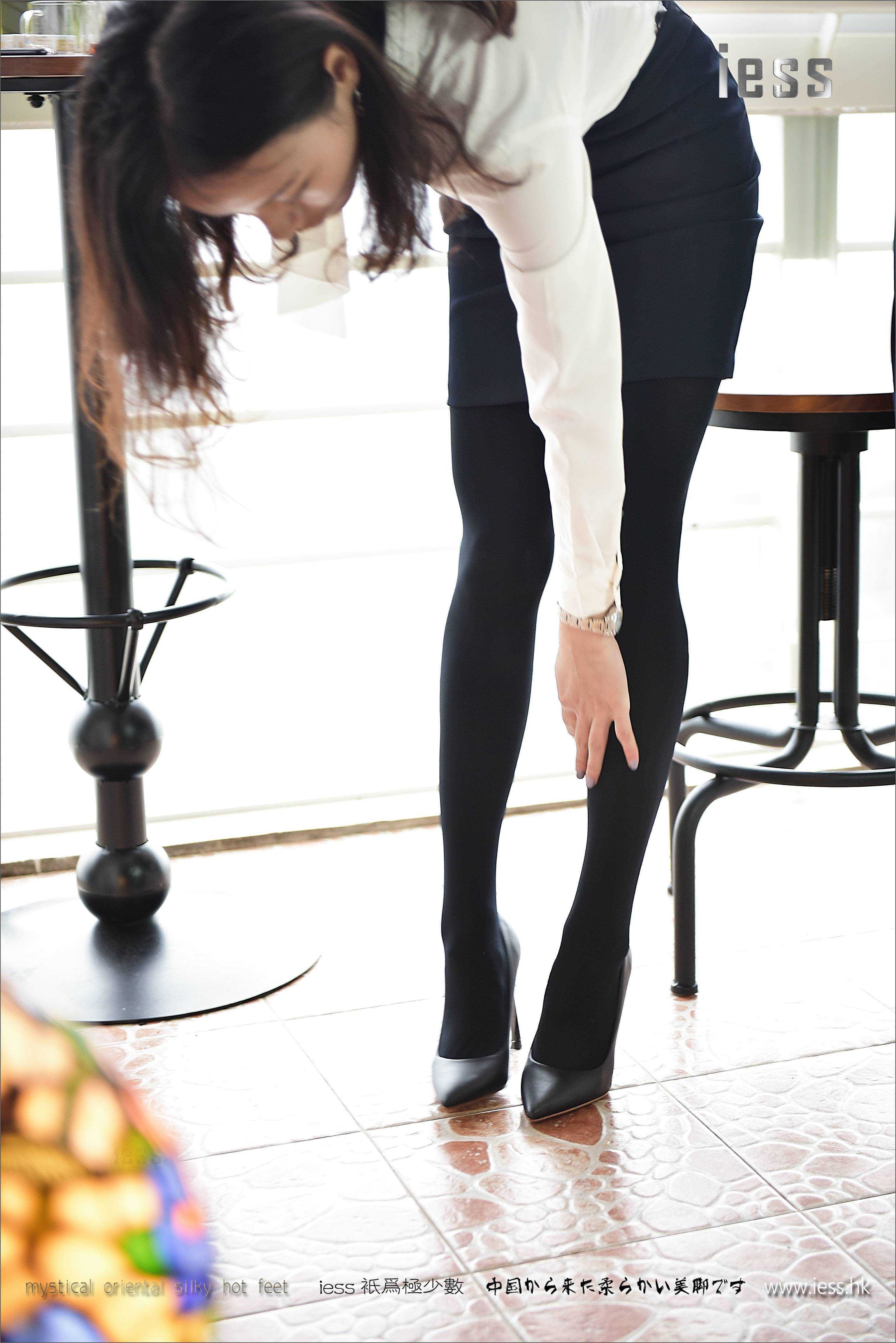 China Beauty Legs and feet 205