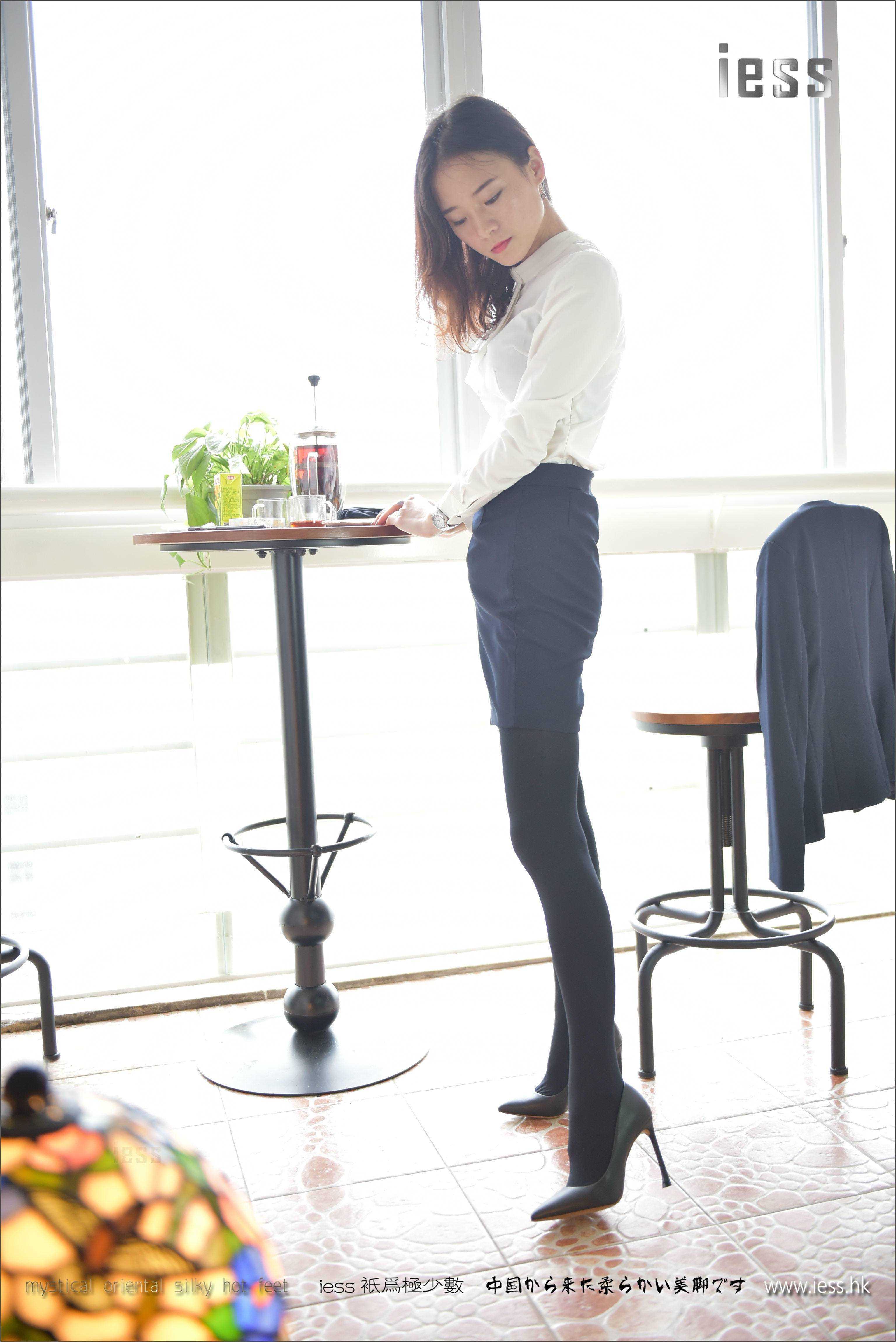 China Beauty Legs and feet 205