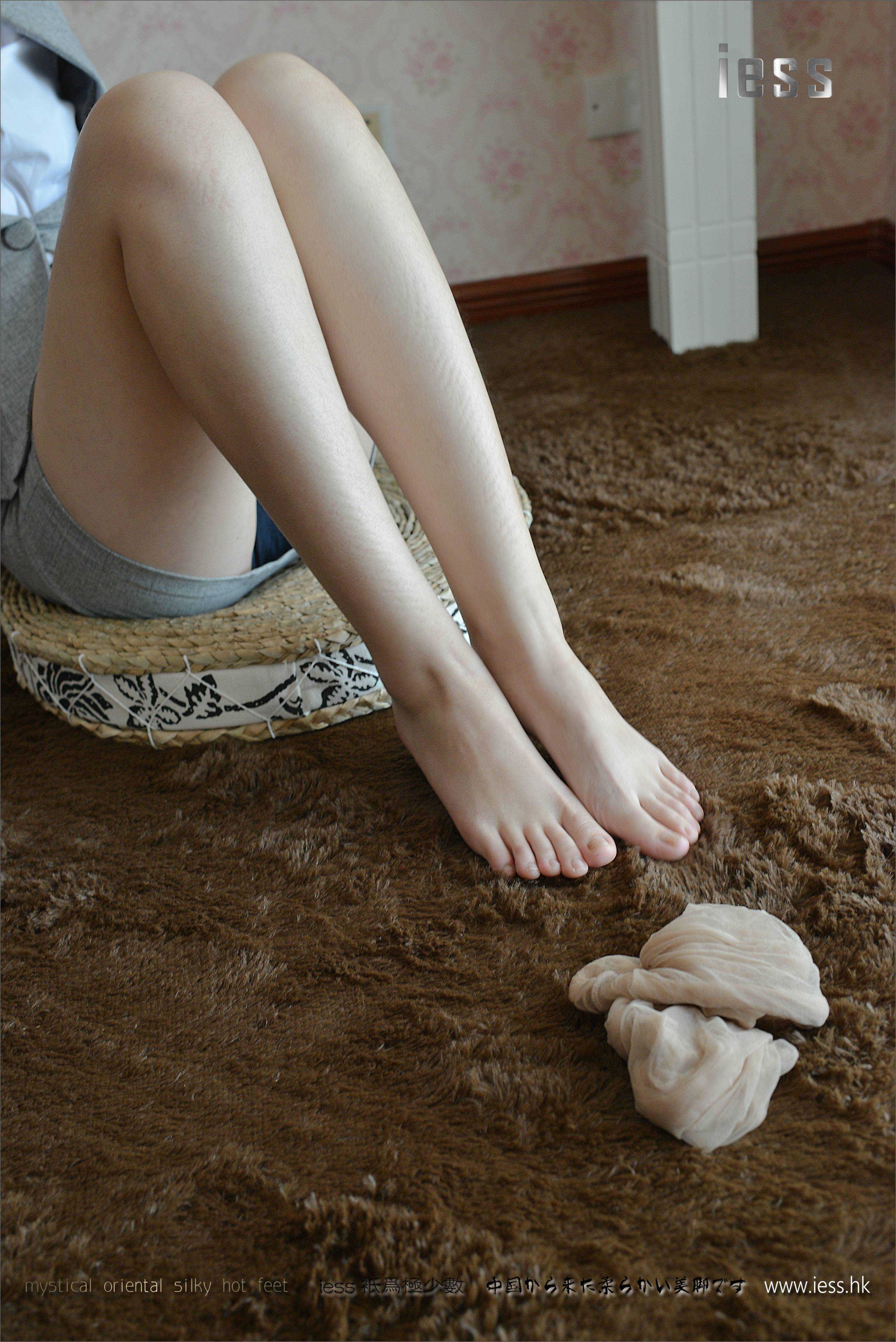 China Beauty Legs and feet 209