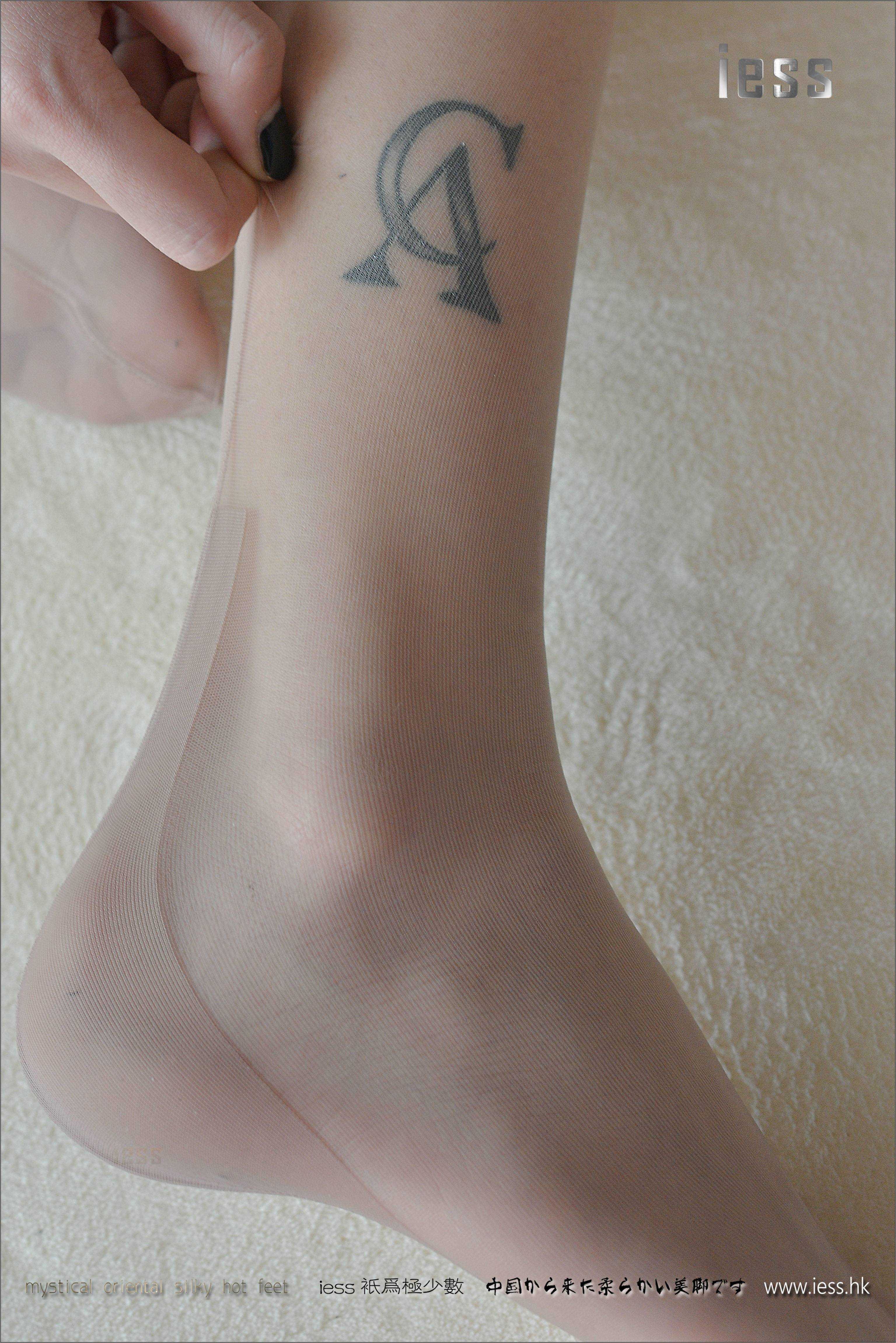 China Beauty Legs and feet 211