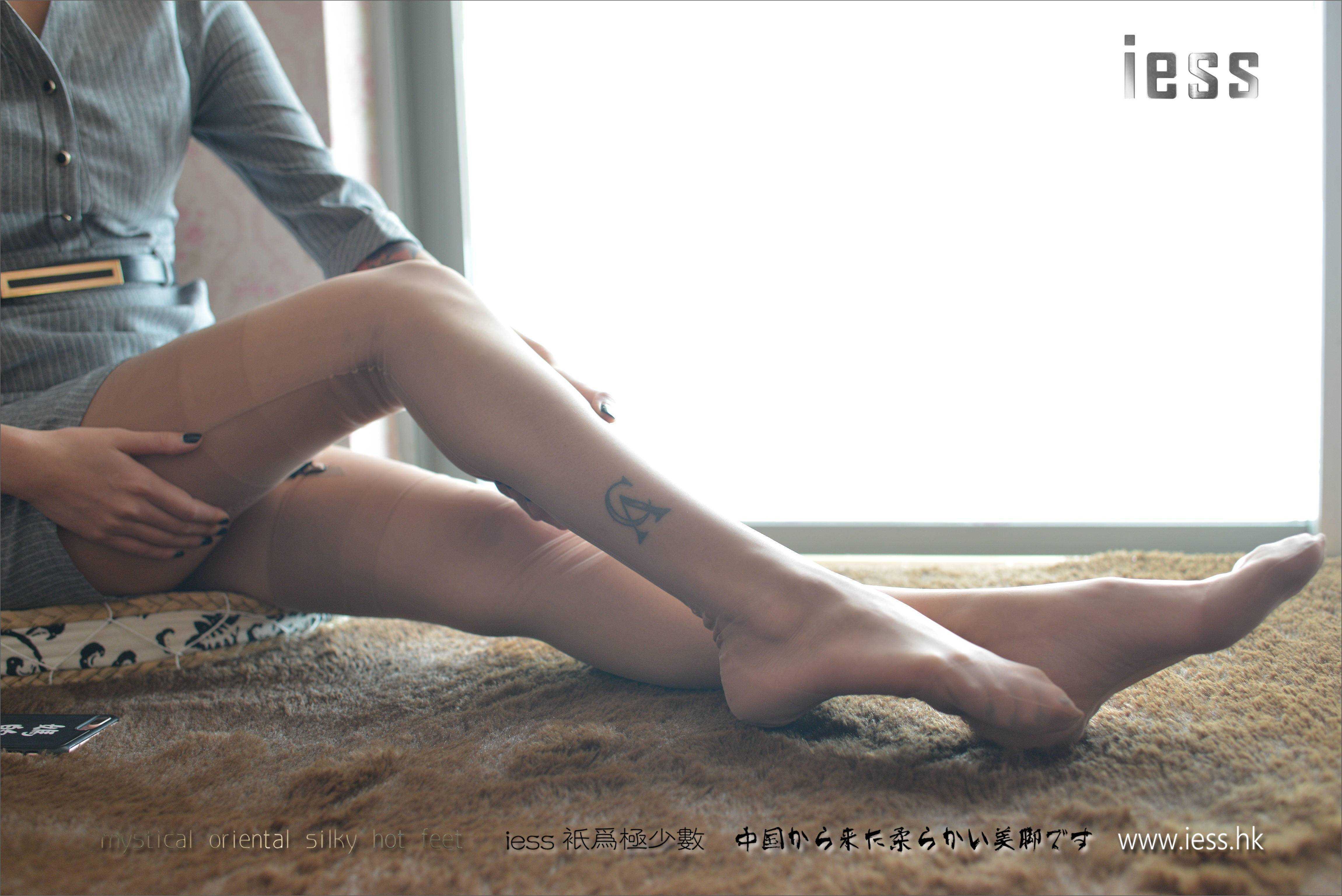 China Beauty Legs and feet 211