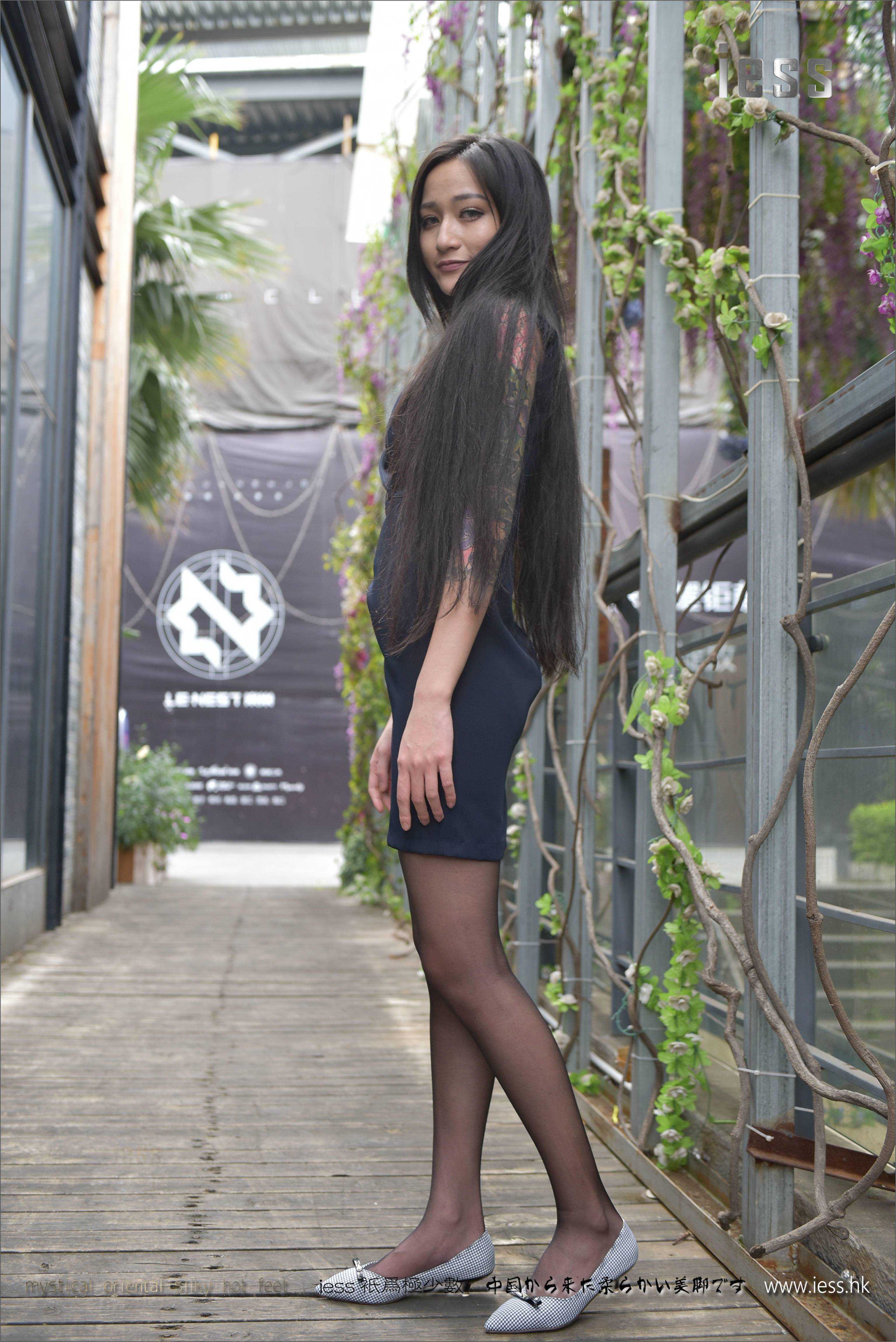 China Beauty Legs and feet 214