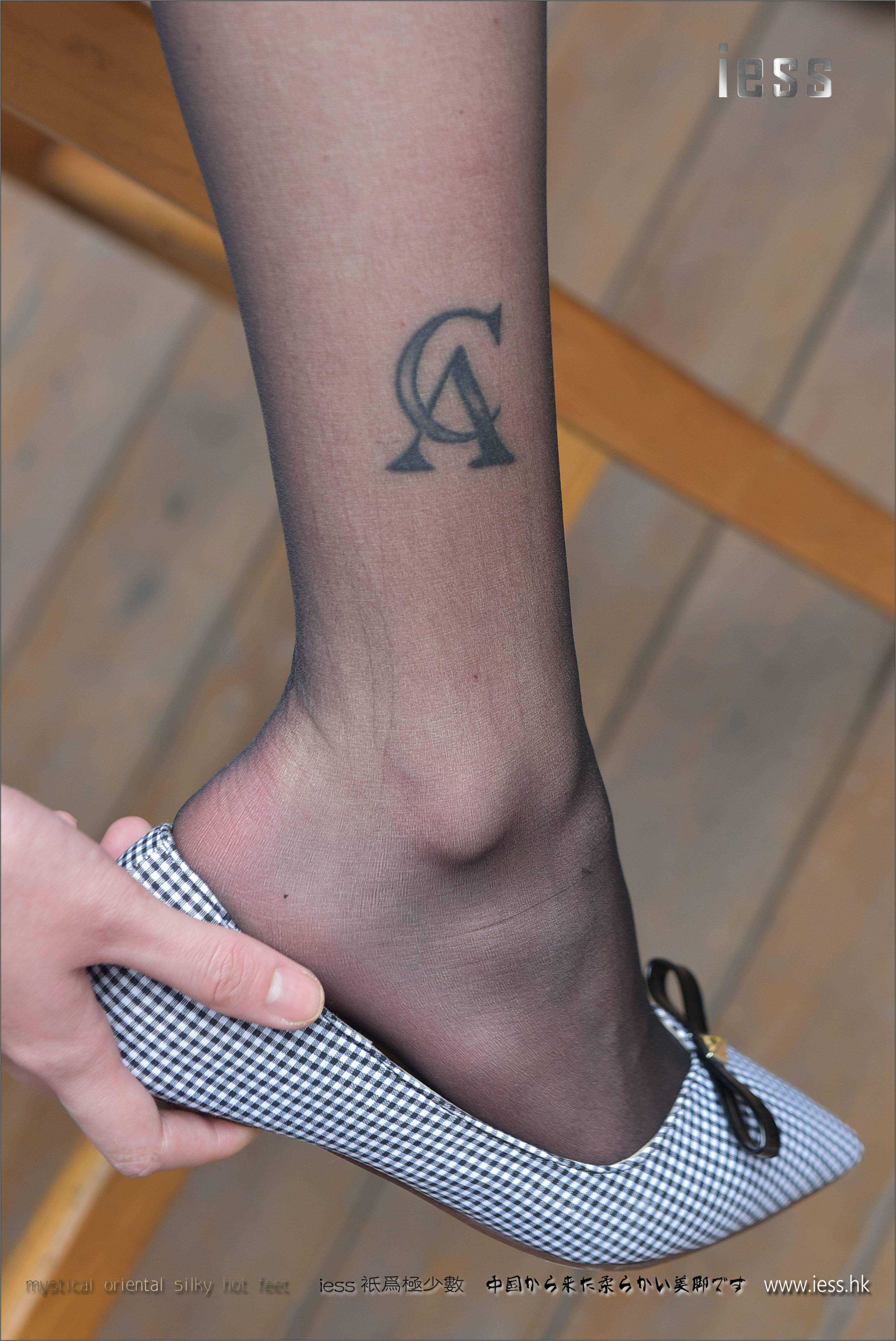 China Beauty Legs and feet 214