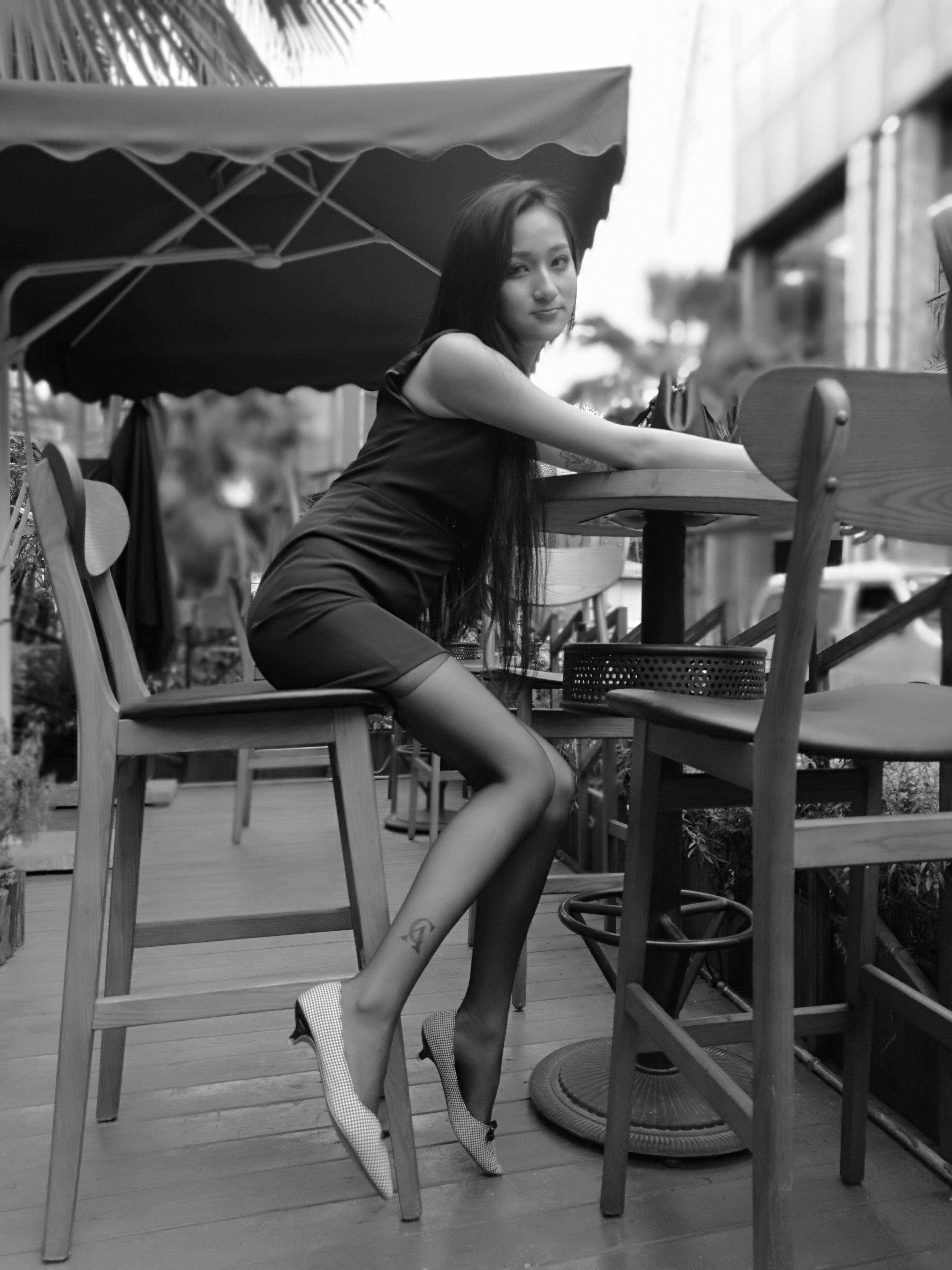 China Beauty Legs and feet 214